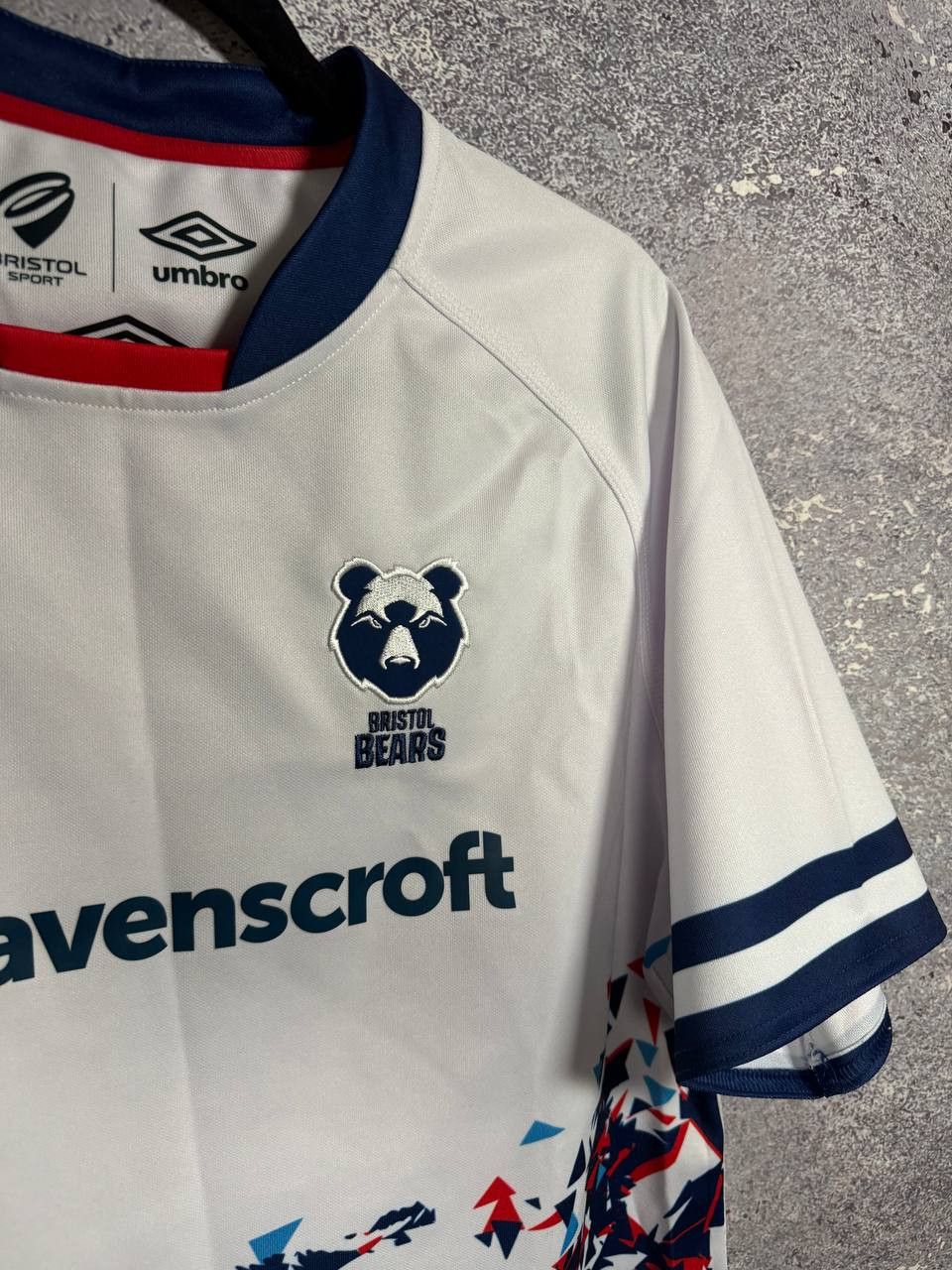 Umbro Bristol Bears Rugby Away Cup Shirt 2021/22 Umbro Pro GPS TOP Size US L / EU 52-54 / 3 - 8 Thumbnail