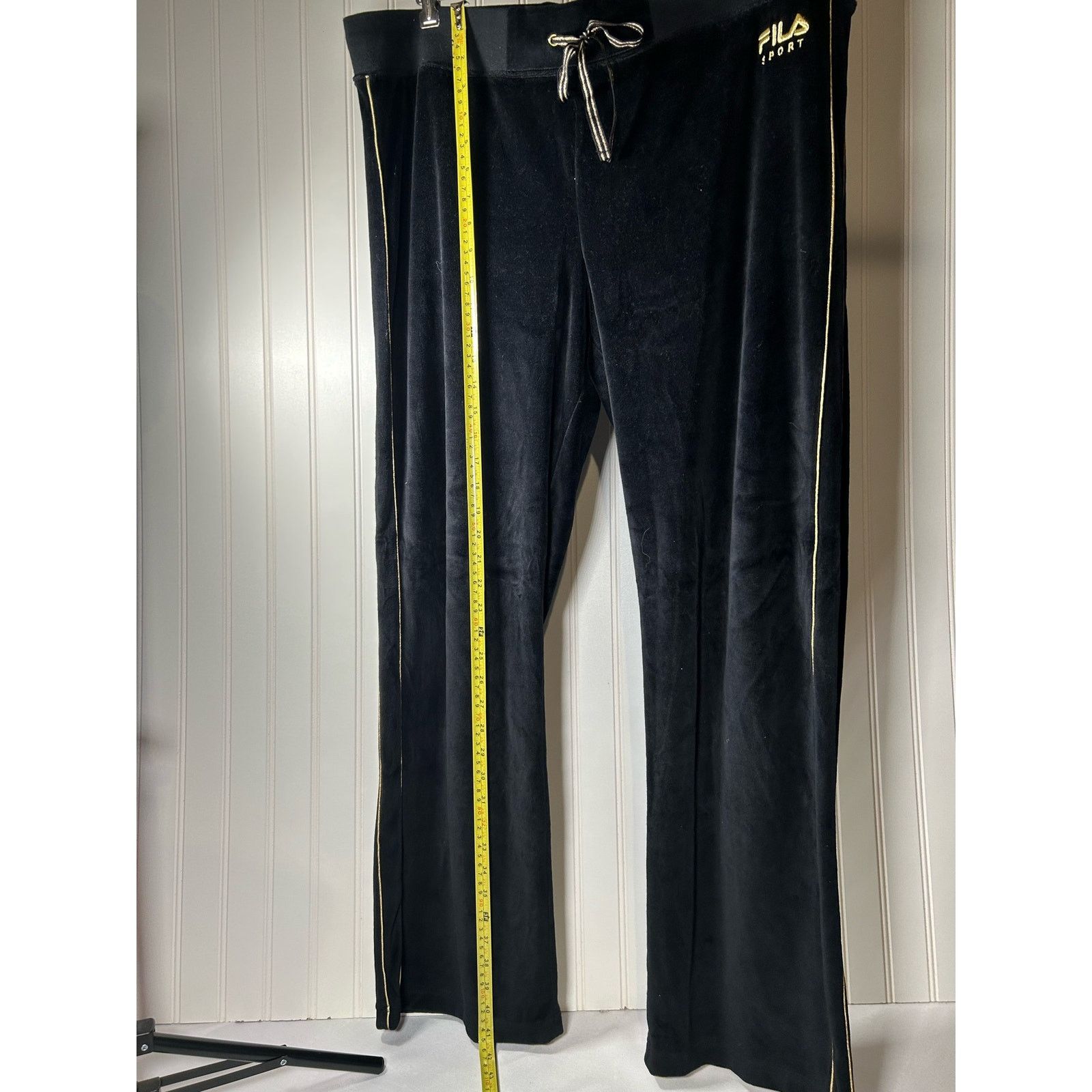 Fila Fila Sport Track Pants Black Velour XL 90’s Vintage Size 36" / US 14 / IT 50 - 7 Thumbnail