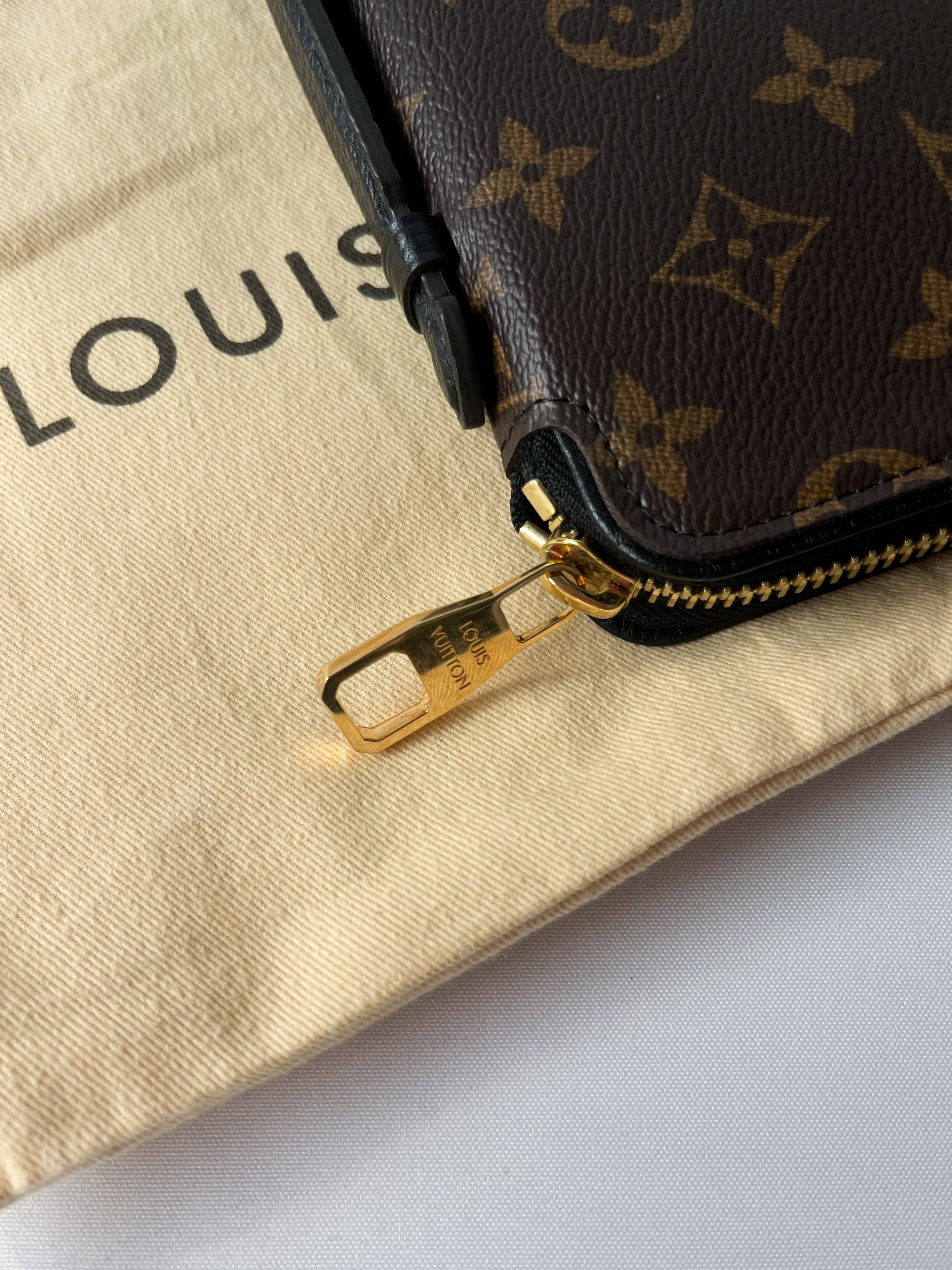 Louis Vuitton Louis Vuitton Monogram Daily Organizer Black Size ONE SIZE - 7 Thumbnail