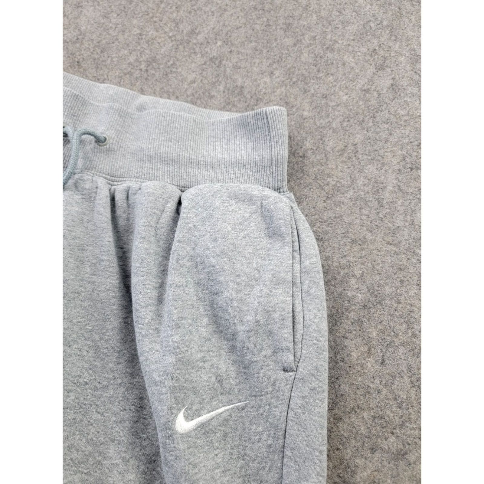 Nike Nike Joggers Sweatpants Mens Small Gray Drawstring Casual Athleisure Size US 29 - 3 Thumbnail