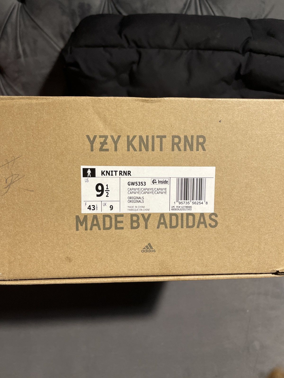 Yeezy Knit Rnr Size US 9.5 / EU 42-43 - 9 Thumbnail