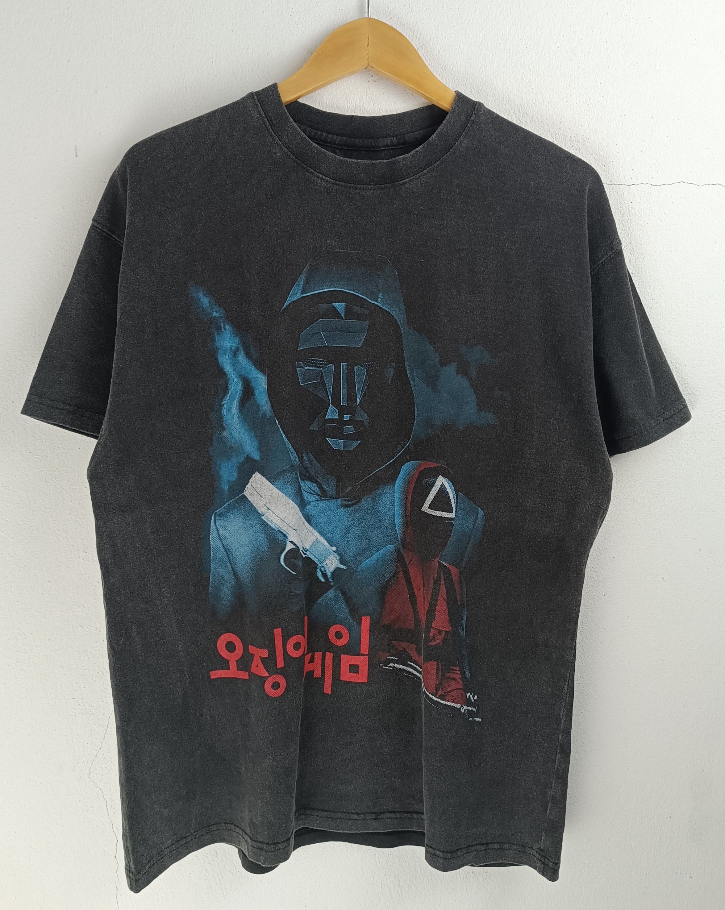Vintage VINTAGE SQUID GAME X GOAT CREW FADED STYLE TEE HORROR CRIME Size US L / EU 52-54 / 3 - 3 Thumbnail