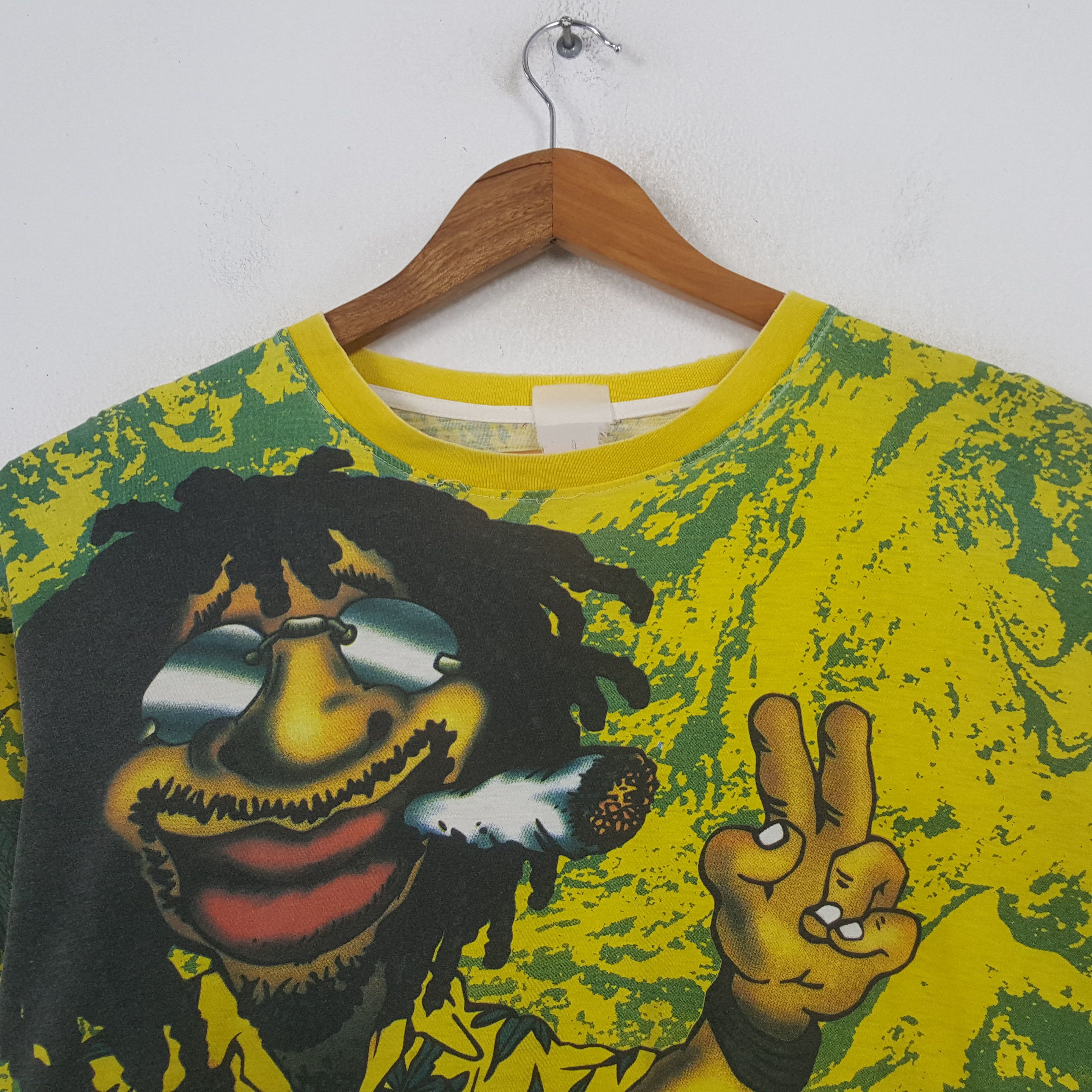 Other Vintage Bob Marley Jamaican Reggae Style T-shirt RR1 Size US XL / EU 56 / 4 - 2 Thumbnail