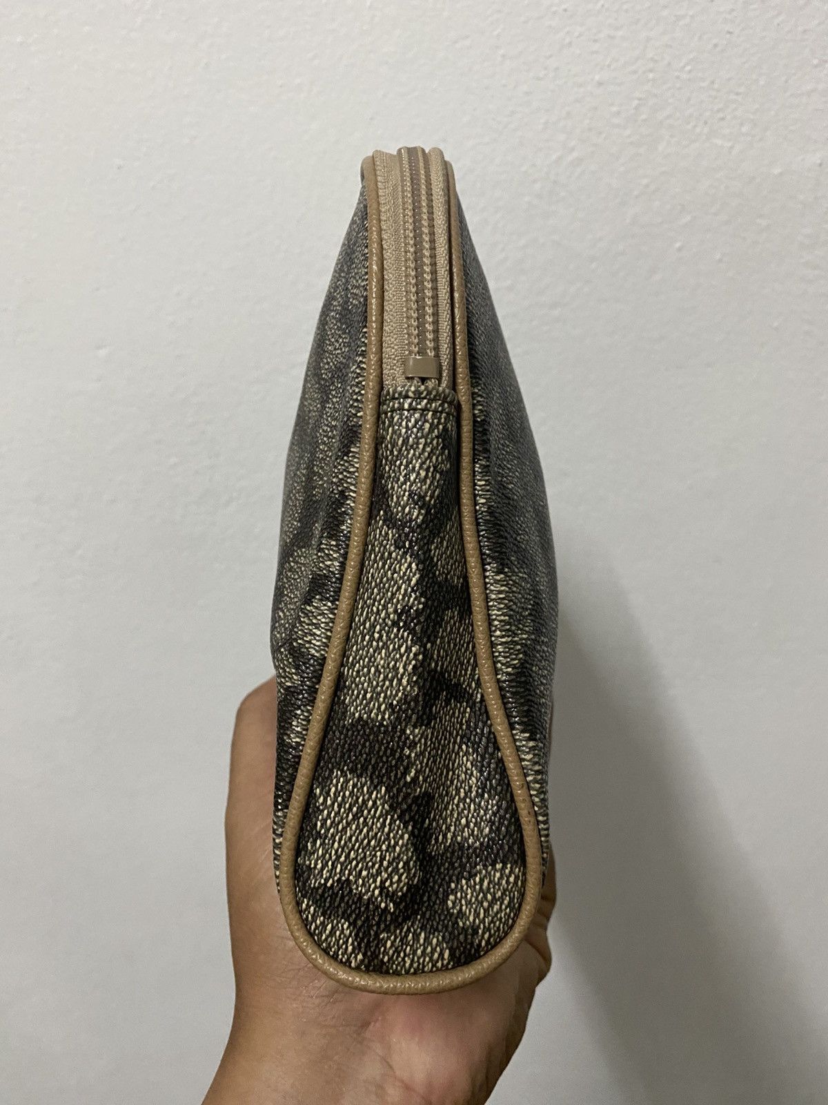 Yves Saint Laurent Vintage Yves Saint Laurent Clutch Bag Size ONE SIZE - 6 Thumbnail