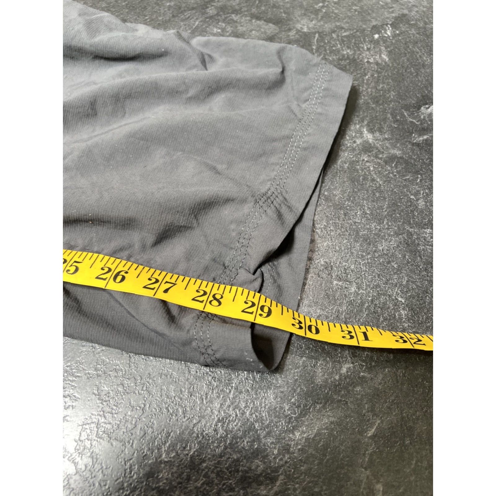 Mountain Hardwear VINTAGE Mountain Hardwear Pants Mens 42 Cargo Convertible Straight Leg Outdoor Hiking Size US 42 / EU 58 - 5 Thumbnail