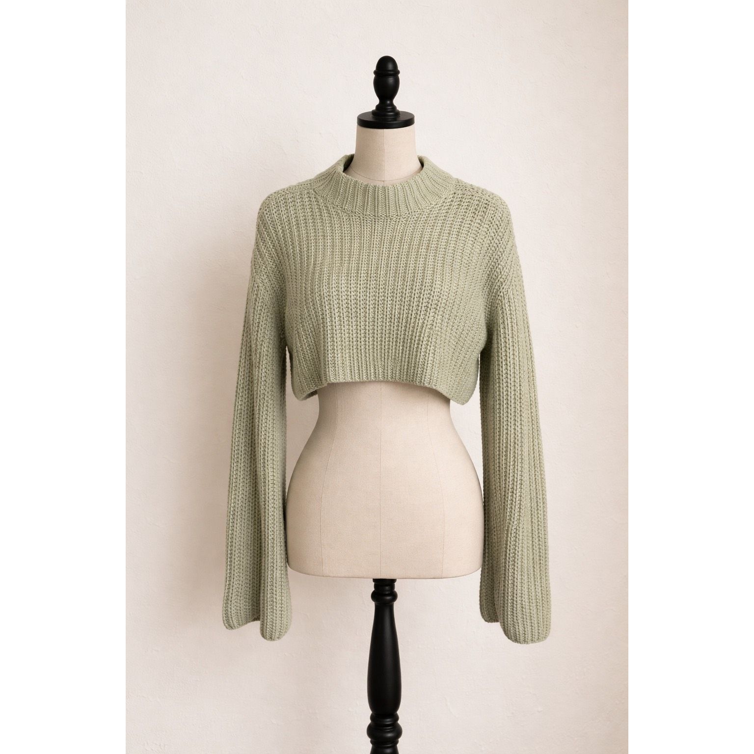 Shein SHEIN Mint Green Cropped Sweater | Mock Neck | Flared Sleeve Size M / US 6-8 / IT 42-44 - 1 Thumbnail