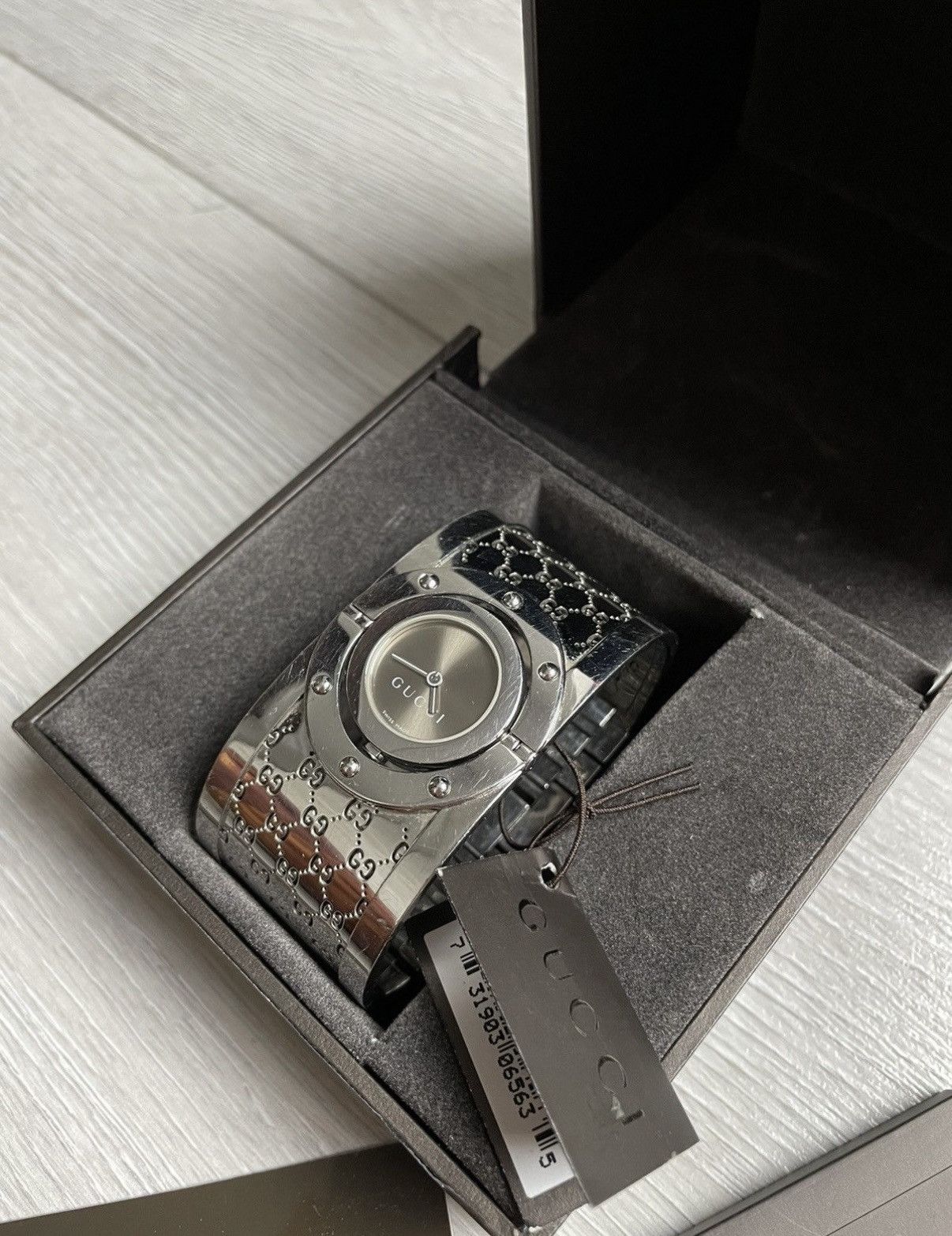 Gucci Gucci Twirl Watch GG Monogram Vintage Size ONE SIZE - 2 Thumbnail
