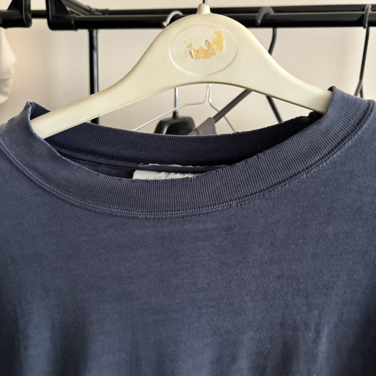 Vintage Vintage 90’ Human Race Faded and Distressed Navy T-Shirt ERD Size US L / EU 52-54 / 3 - 4 Thumbnail