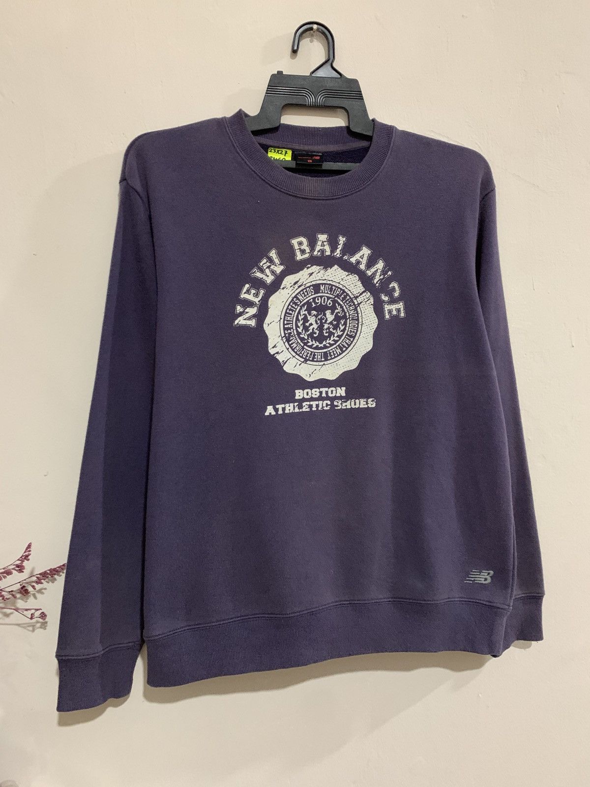New Balance Vintage New Balance Sweatshirt Size L Size US L / EU 52-54 / 3 - 2 Thumbnail
