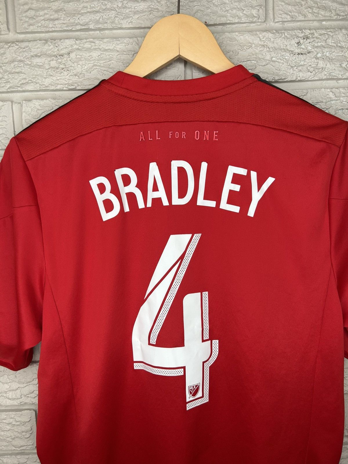 Adidas Adidas Toronto FC 2014 Michael Bradley MLS Jersey Size US M / EU 48-50 / 2 - 11 Thumbnail