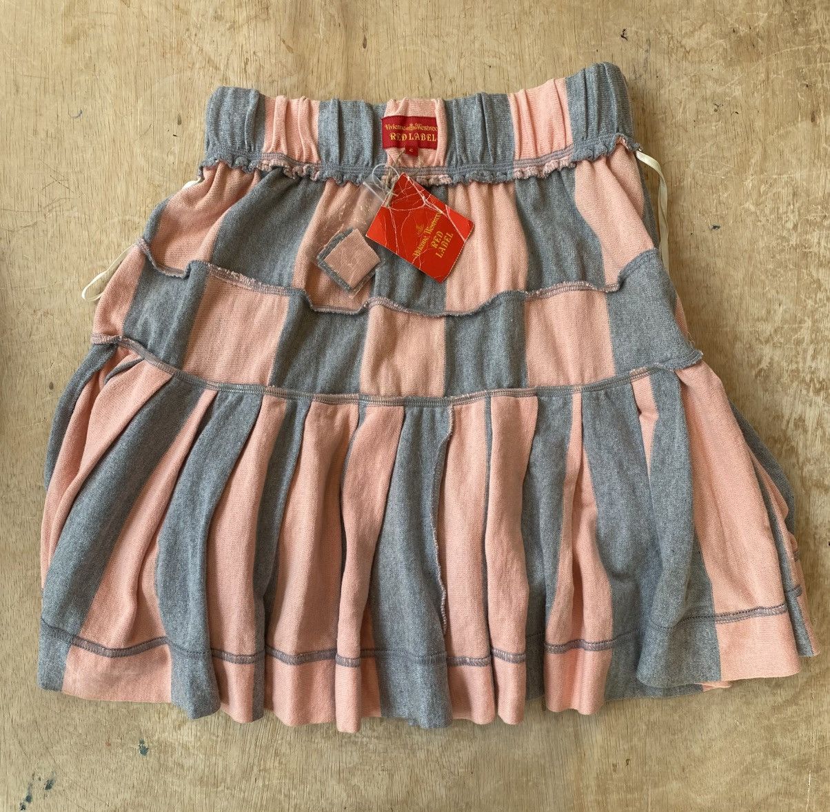 Vintage × Vivienne Westwood Vivienne Westwood Red Lebel Ruffle Skirt Size 27" / US 4 / IT 40 - 7 Thumbnail