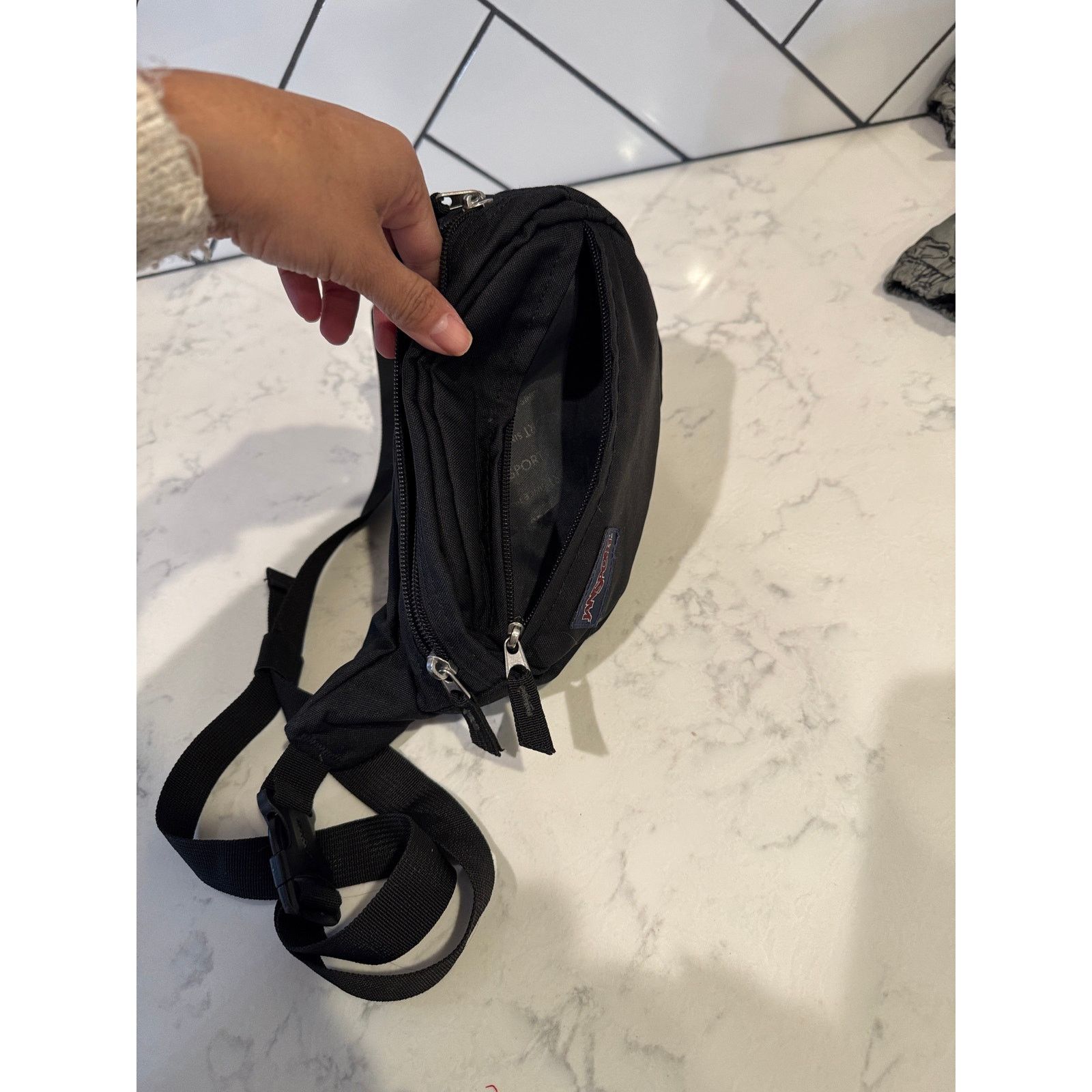 Jansport Jansport Fifth Avenue Fanny Pack black adjustable Gorpcore Size ONE SIZE - 9 Thumbnail
