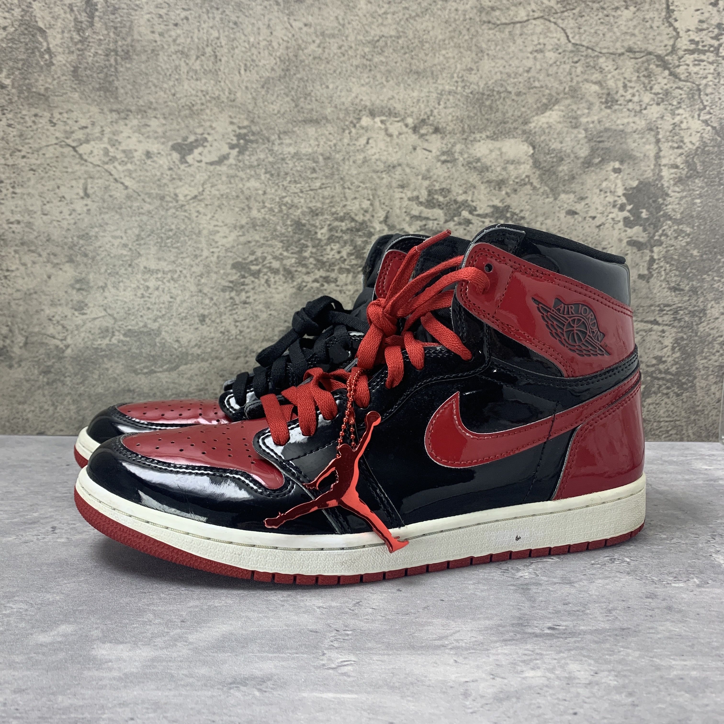 Nike Nike Jordan 1 Retro High OG Patent Bred 555088-063 Size US 10 / EU 43 - 1 Thumbnail