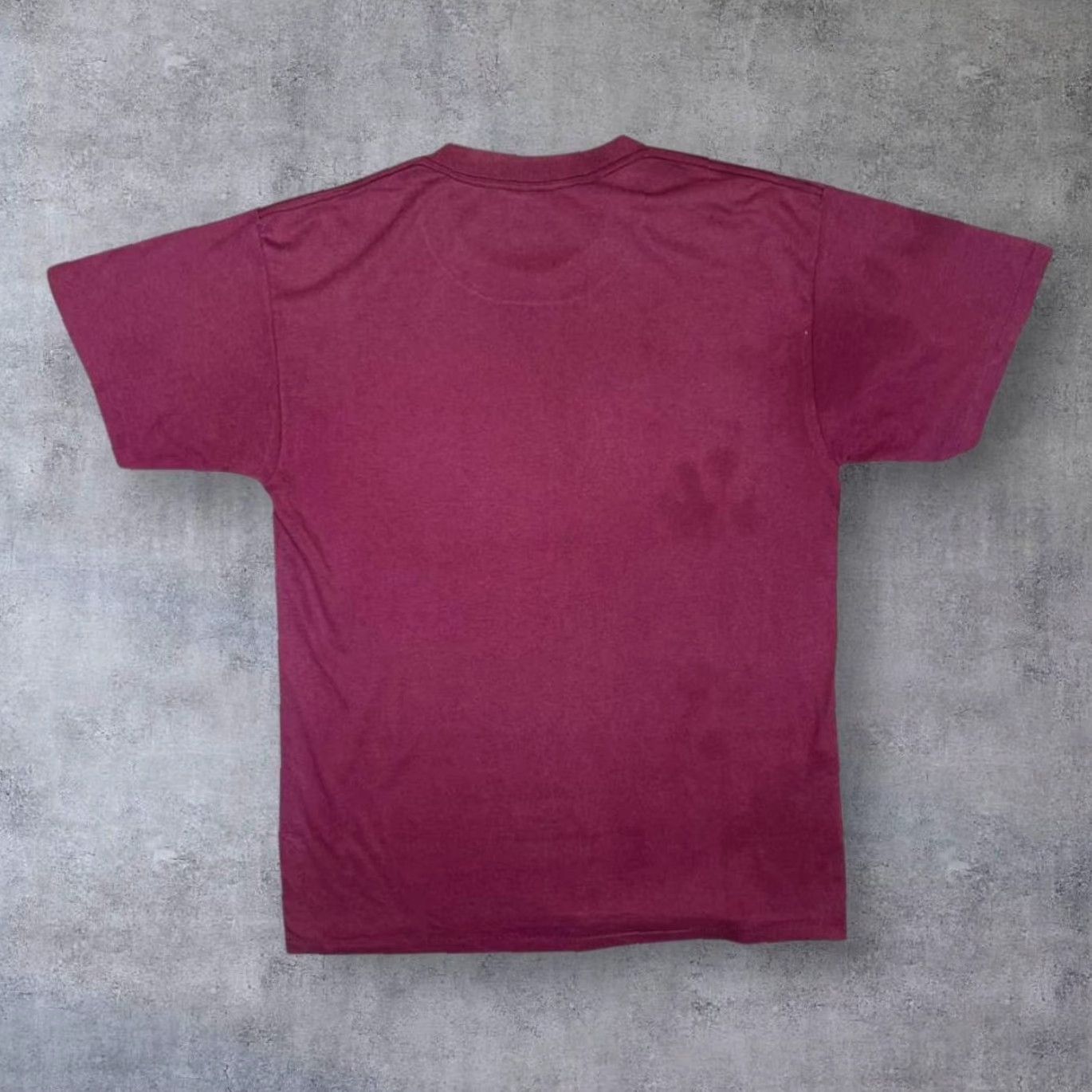 Vintage Vintage Oneita Las Vegas Souvenir Graphic T-Shirt L Men Burgundy 90s 90's 1990s Short Sleeve Round Neck Graphic Print Size US L / EU 52-54 / 3 - 2 Thumbnail