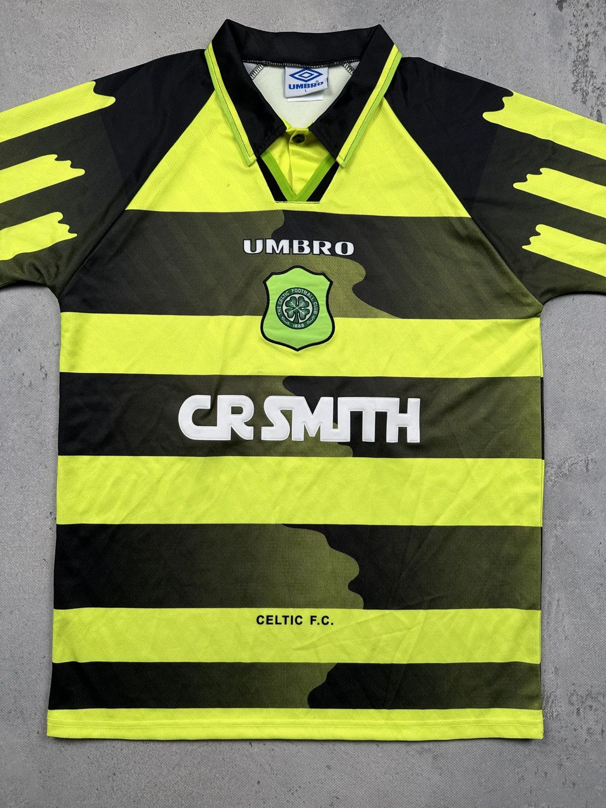 Umbro Vintage Celtic FC 1996-97 Away Jersey Umbro Super Rare 90s Size US L / EU 52-54 / 3 - 17 Thumbnail
