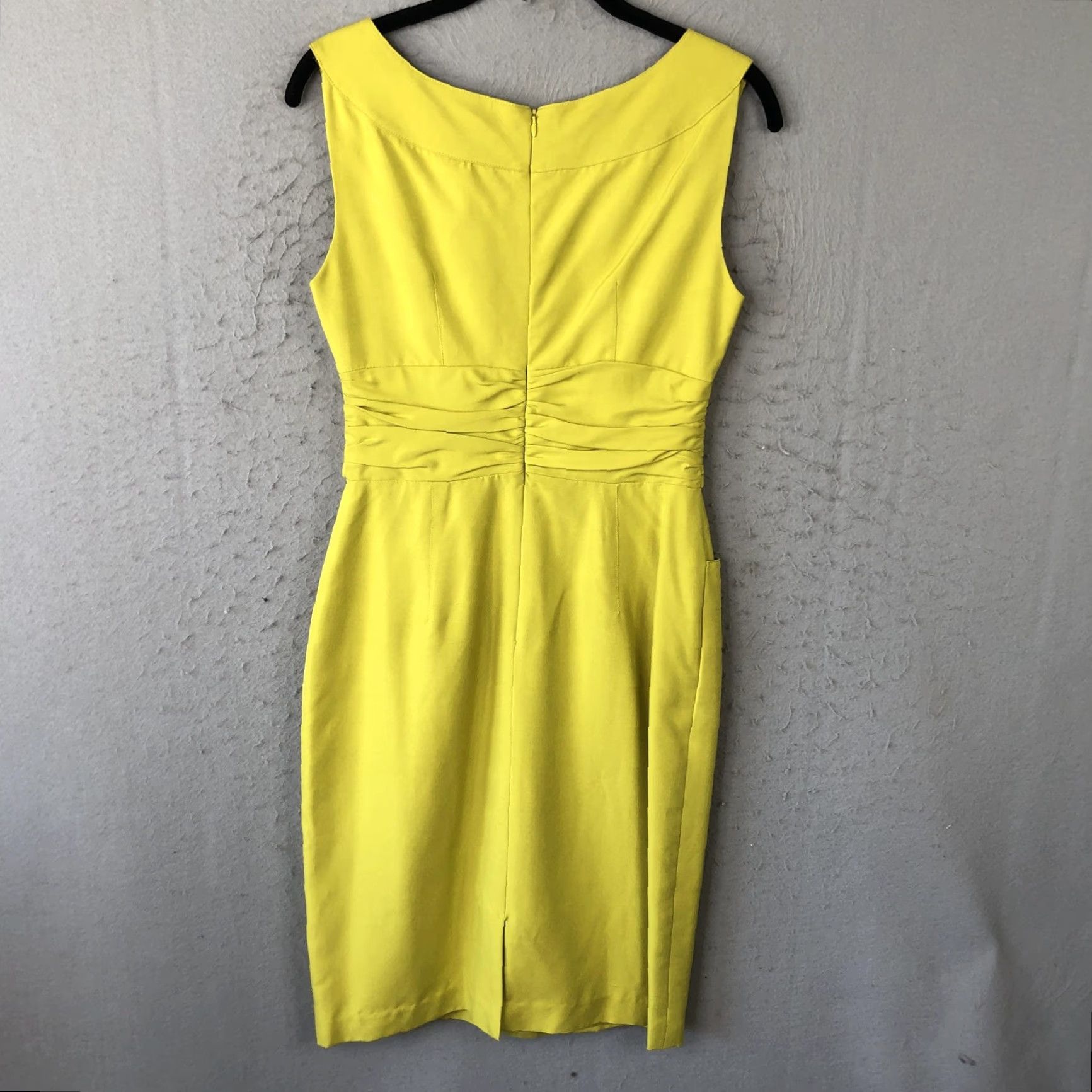 Vintage Kay Unger Dress Womens 4 Yellow Silk Sheath Wood Beaded Waist Belt Cocktail Glam Size S / US 4 / IT 40 - 2 Thumbnail