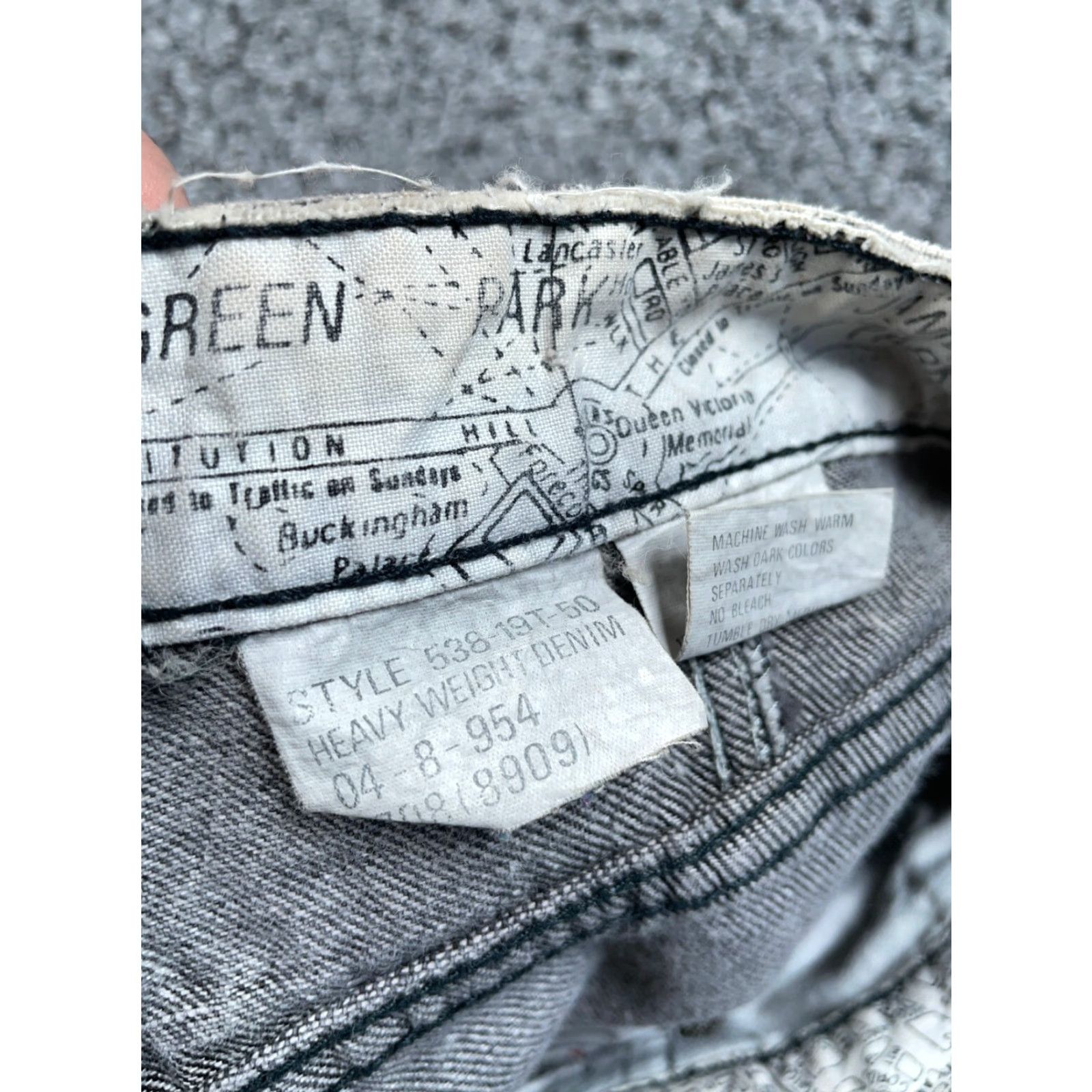 Vintage VTG Brittannia Acid Washed Pleated Jeans Women's 12 Gray Denim High Waisted Mom Jeans 80s 90s Retro Womens Size 34" / US 12 / IT 48 - 4 Thumbnail