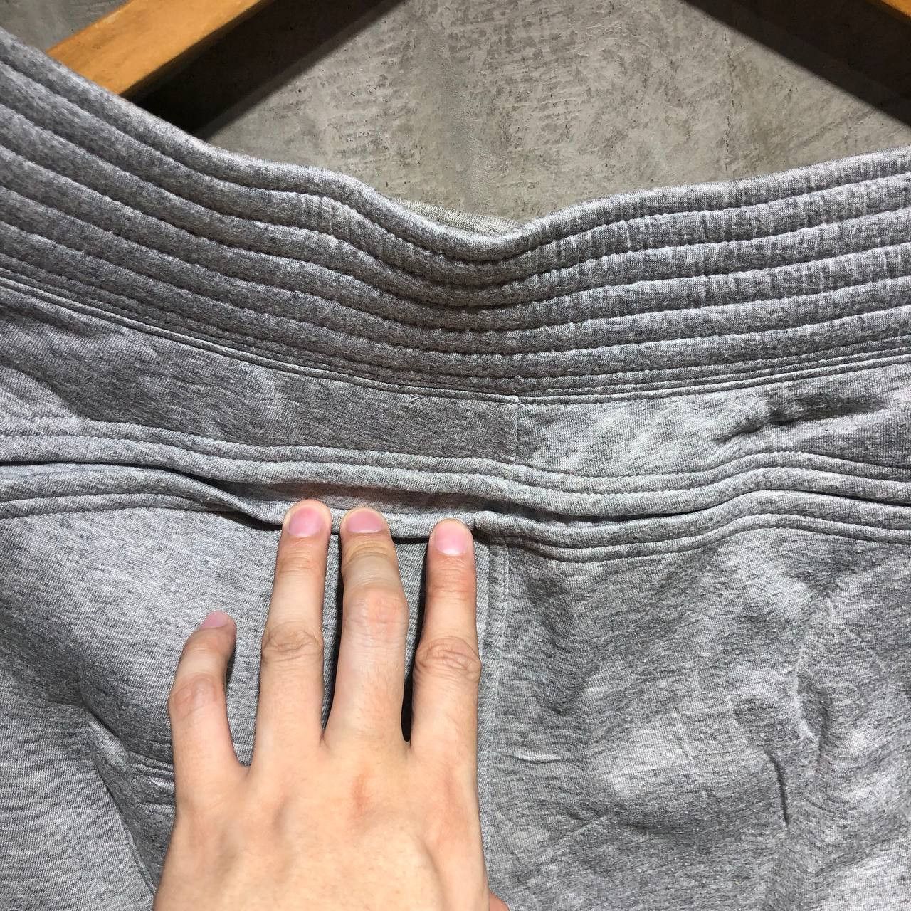 Givenchy Givenchy Cotton Sweat shorts Size US 34 / EU 50 - 5 Thumbnail