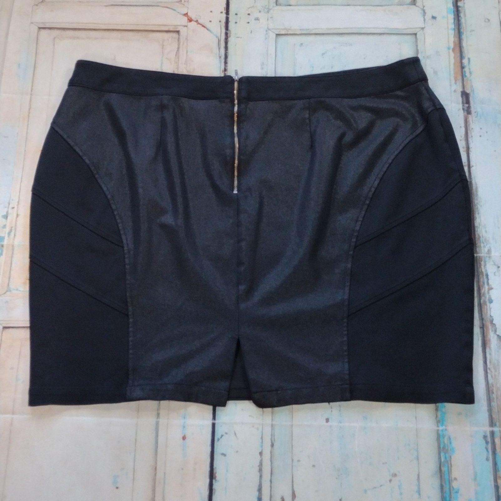 Other Lane Bryant Black Retro Business Stretchy Plus Size Skirt Size 28" / US 6 / IT 42 - 4 Thumbnail