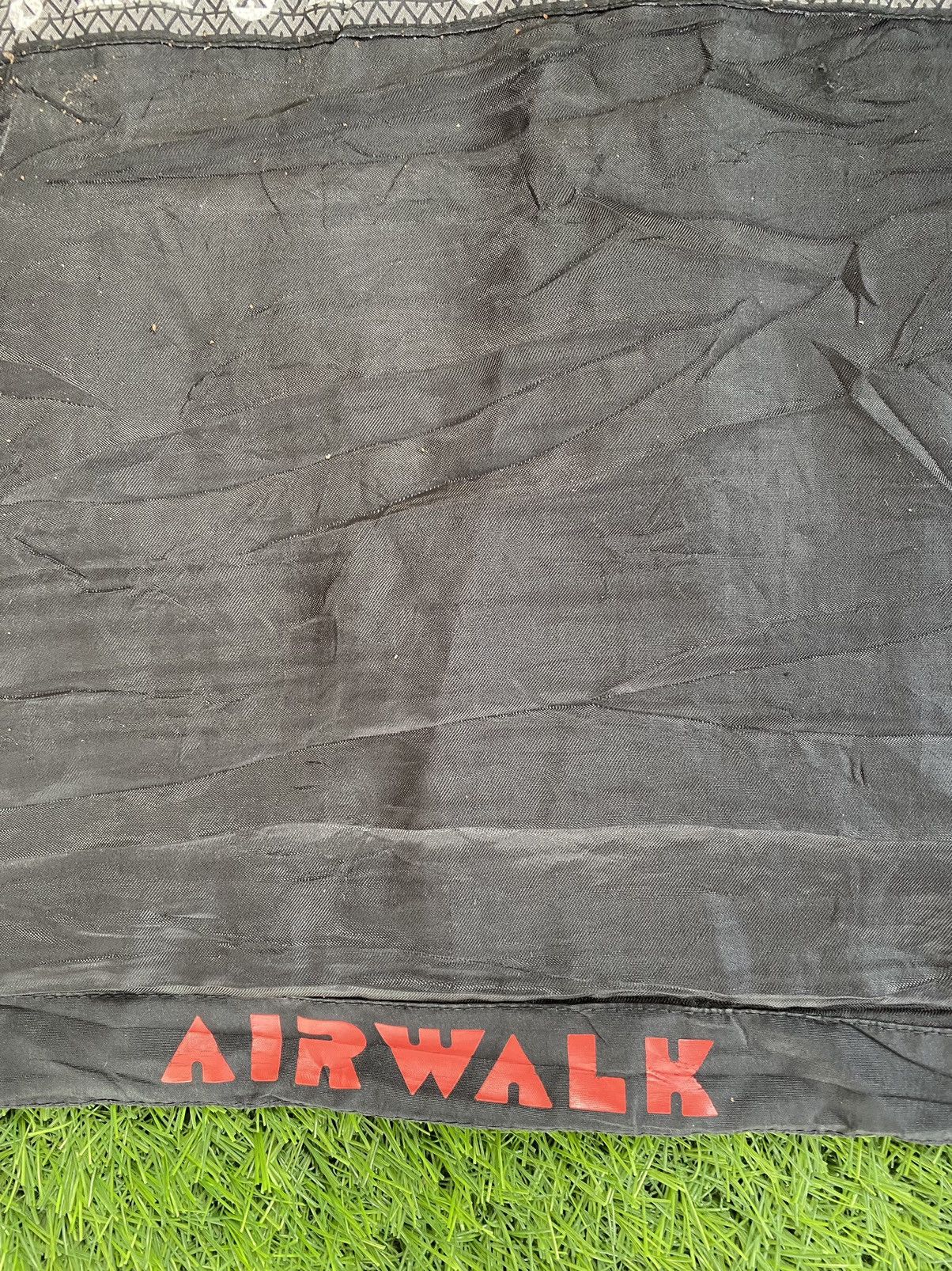 If Six Was Nine Vintage Airwalk Hooded Jacket Size US L / EU 52-54 / 3 - 7 Thumbnail