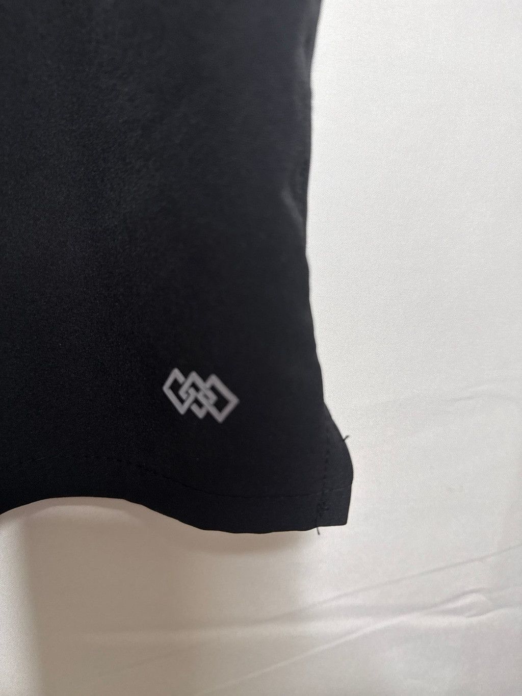 The Unbranded Brand Men’s LEG3ND black workout training gym shorts sz Large Size US 36 / EU 52 - 3 Thumbnail