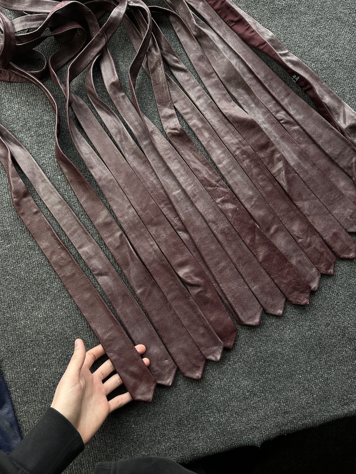 Other 🚨 LEATHER BURGUNDY ITALY TIE LUXURY VNTG RARE OLD MONEY Size ONE SIZE - 8 Thumbnail