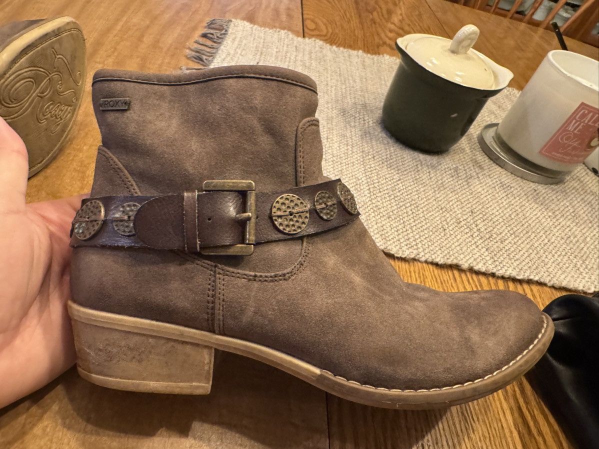 Other Stylish Roxy boots Size US 8 / IT 38 - 2 Thumbnail