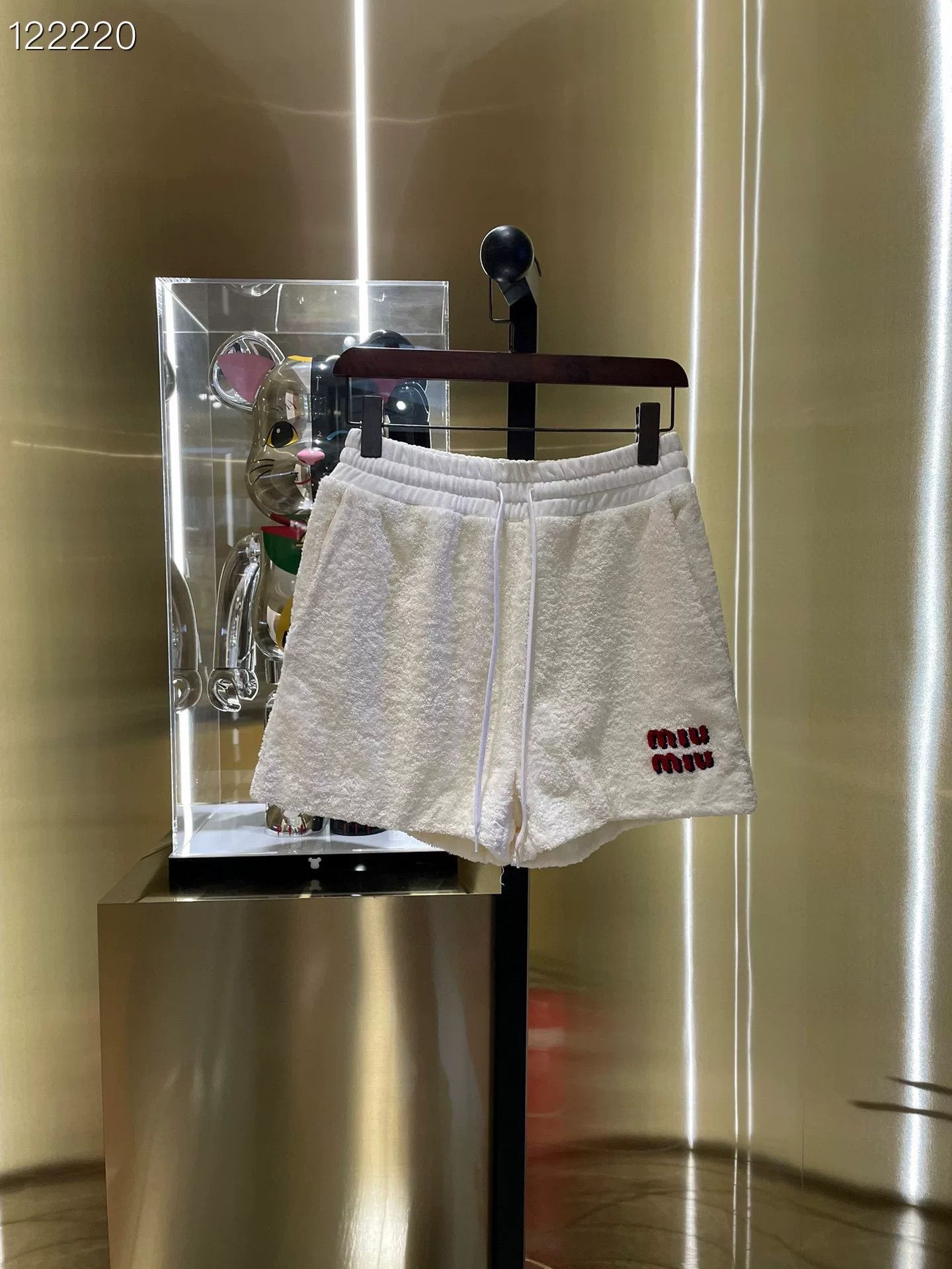 Miu Miu MiuMiu White Towel Fabric Shorts Size 32" / US 10 / IT 46 - 1 Thumbnail