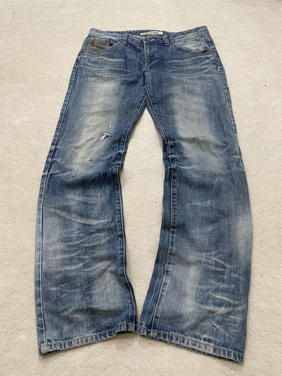 Japanese Brand 2000s Blueforce Distressed Denim Dirty Washed Y2K Japan Size US 35 - 1 Thumbnail