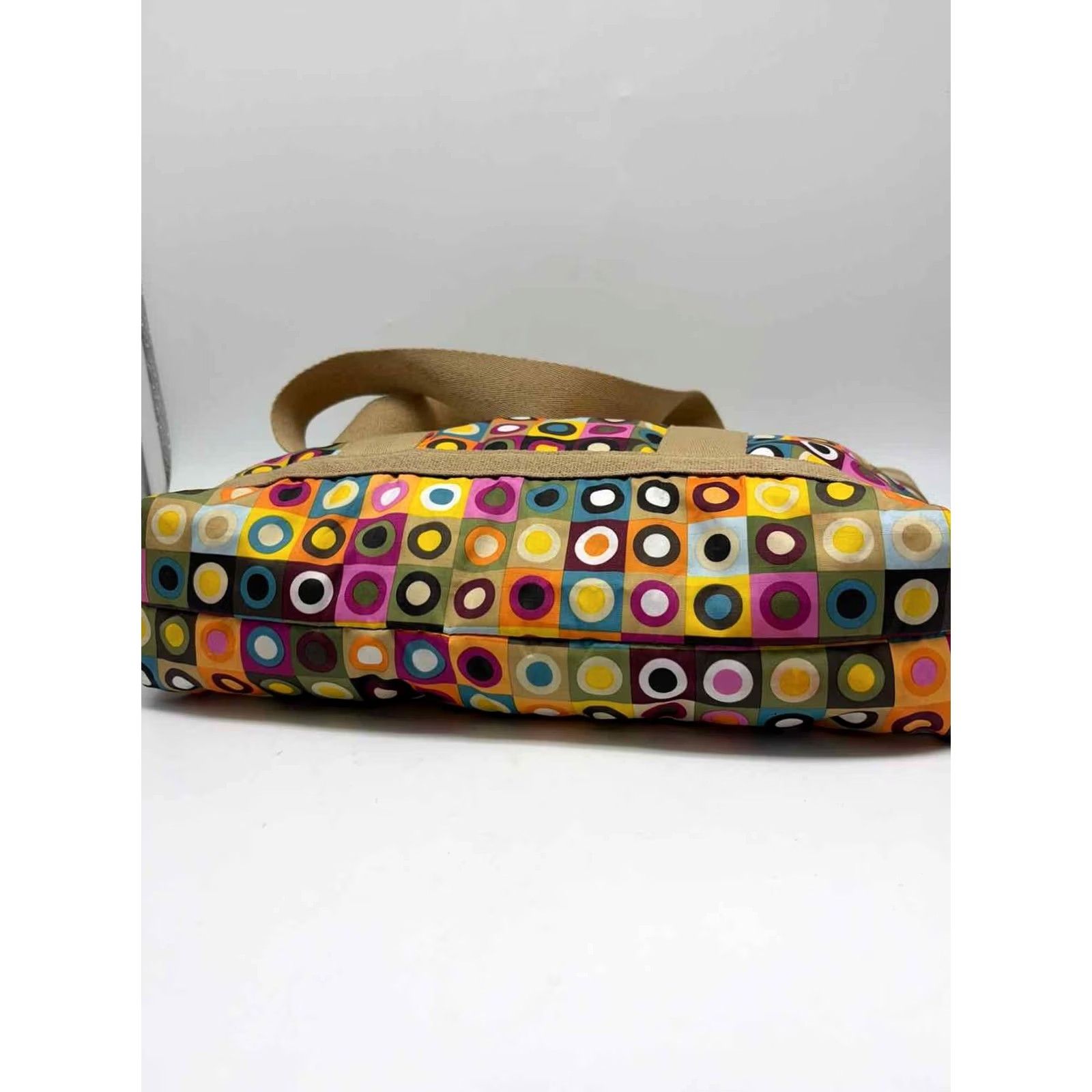 LeSportsac VINTAGE Lesportsac Tan Tote Bag Size ONE SIZE - 5 Thumbnail