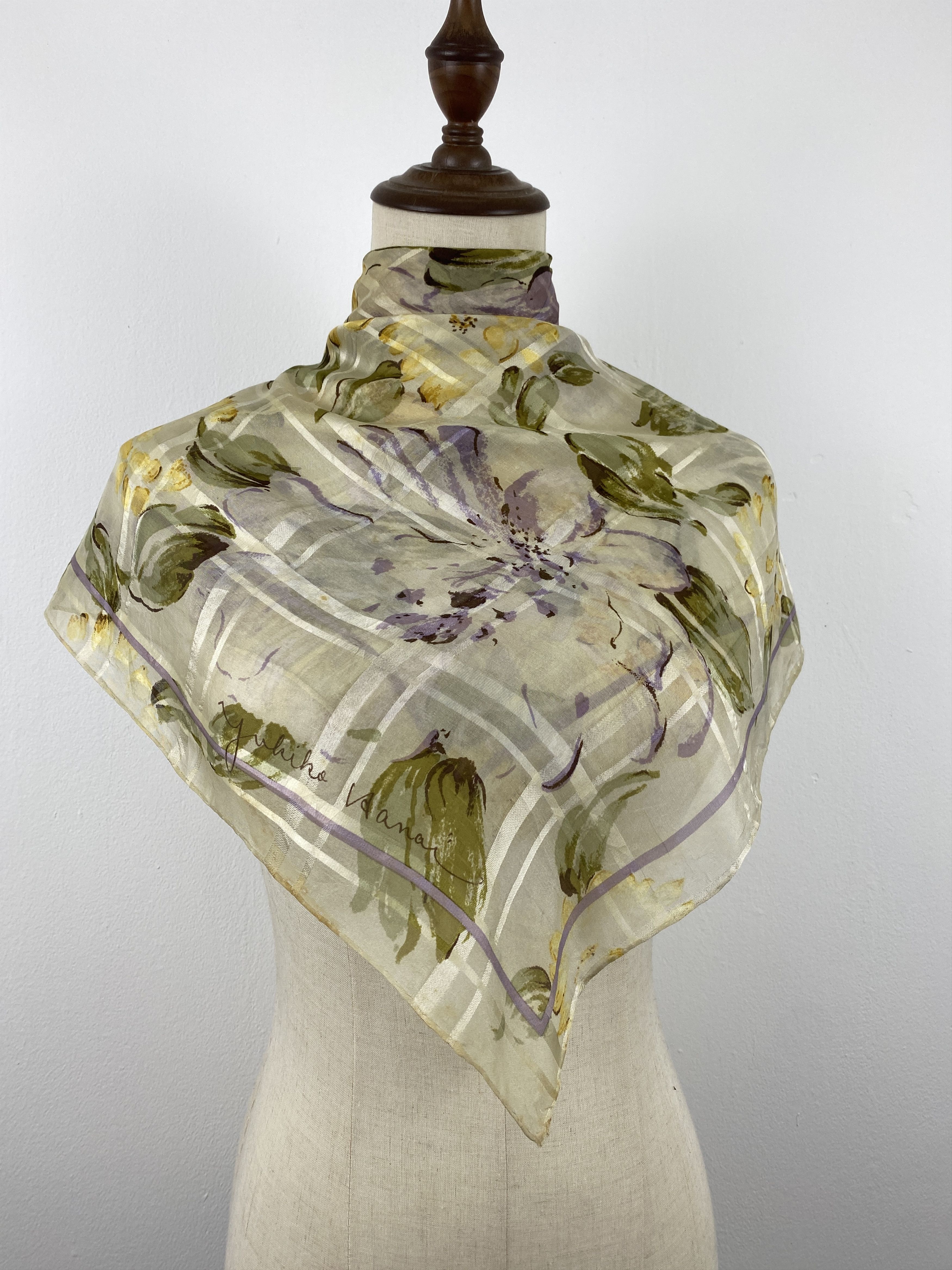 Japanese Brand Vintage Japanese Brand Floral Silk Scarf SN0158 Size ONE SIZE - 1 Thumbnail