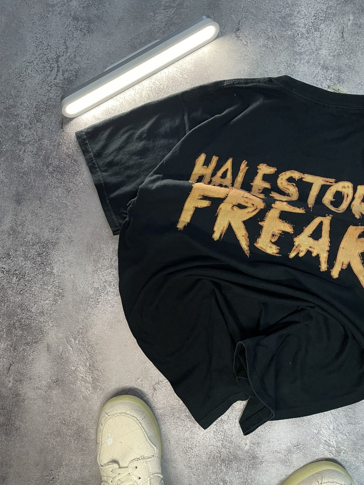 Band Tees Vintage Halestorm band rock Tee Size US L / EU 52-54 / 3 - 10 Thumbnail