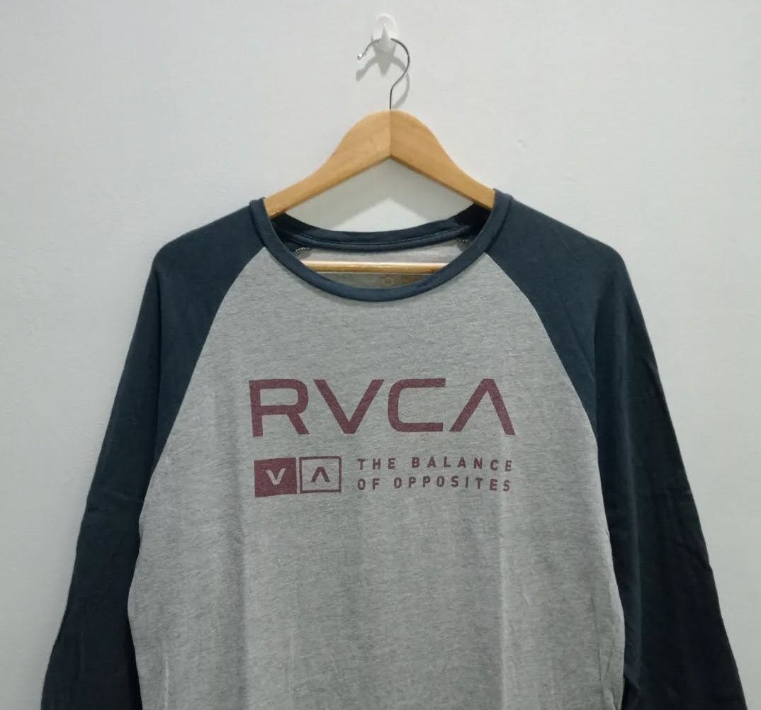 RVCA TSHIRT : RVCA - 3Q Size US M / EU 48-50 / 2 - 3 Thumbnail
