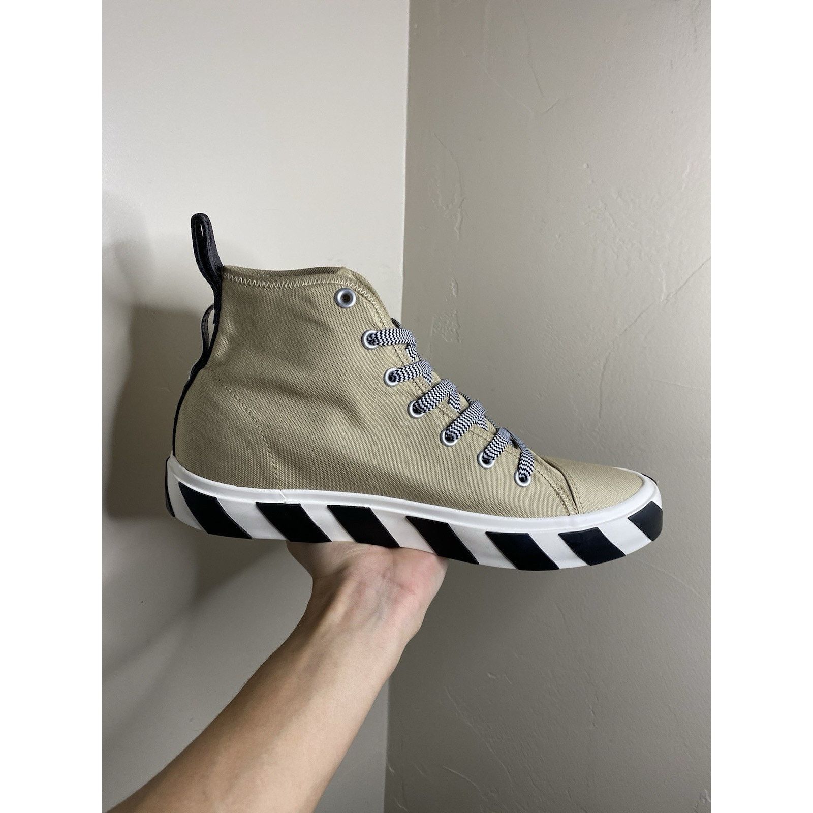 Off-White Size 45 EU ( 12 US ) - Off-White “Sand Burgundy” | NEW ! Size US 12 / EU 45 - 14 Thumbnail