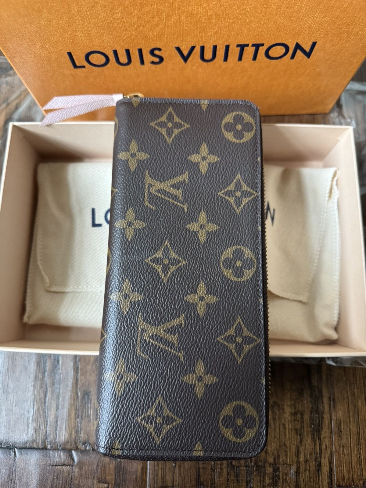 Louis Vuitton Louis Vuitton Wallet Clemence Size ONE SIZE - 2 Thumbnail