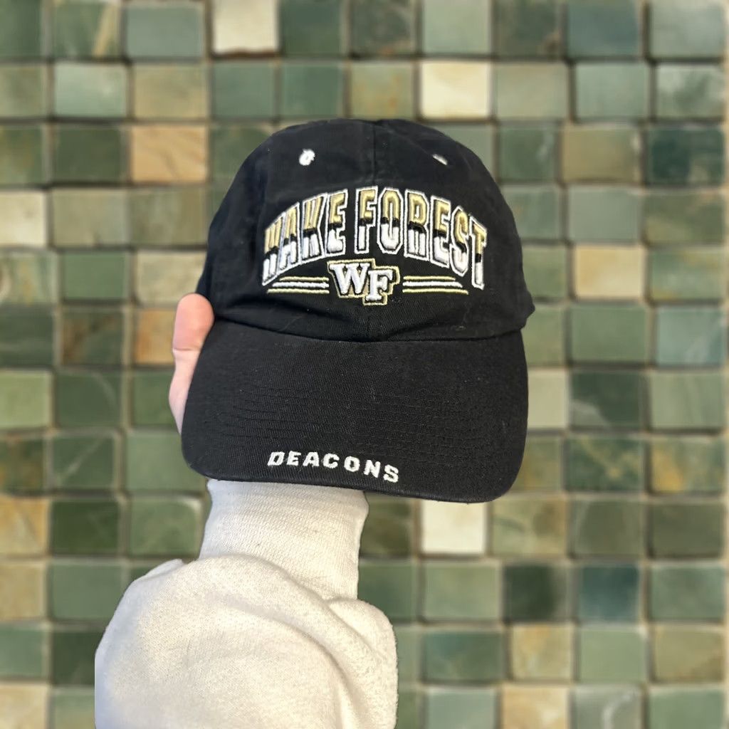 Vintage Wake Forest University Strap Back Adjustable Hat Curable Sportswear Baseball Cap Canvas Black Adjustable Men Size ONE SIZE - 1 Thumbnail