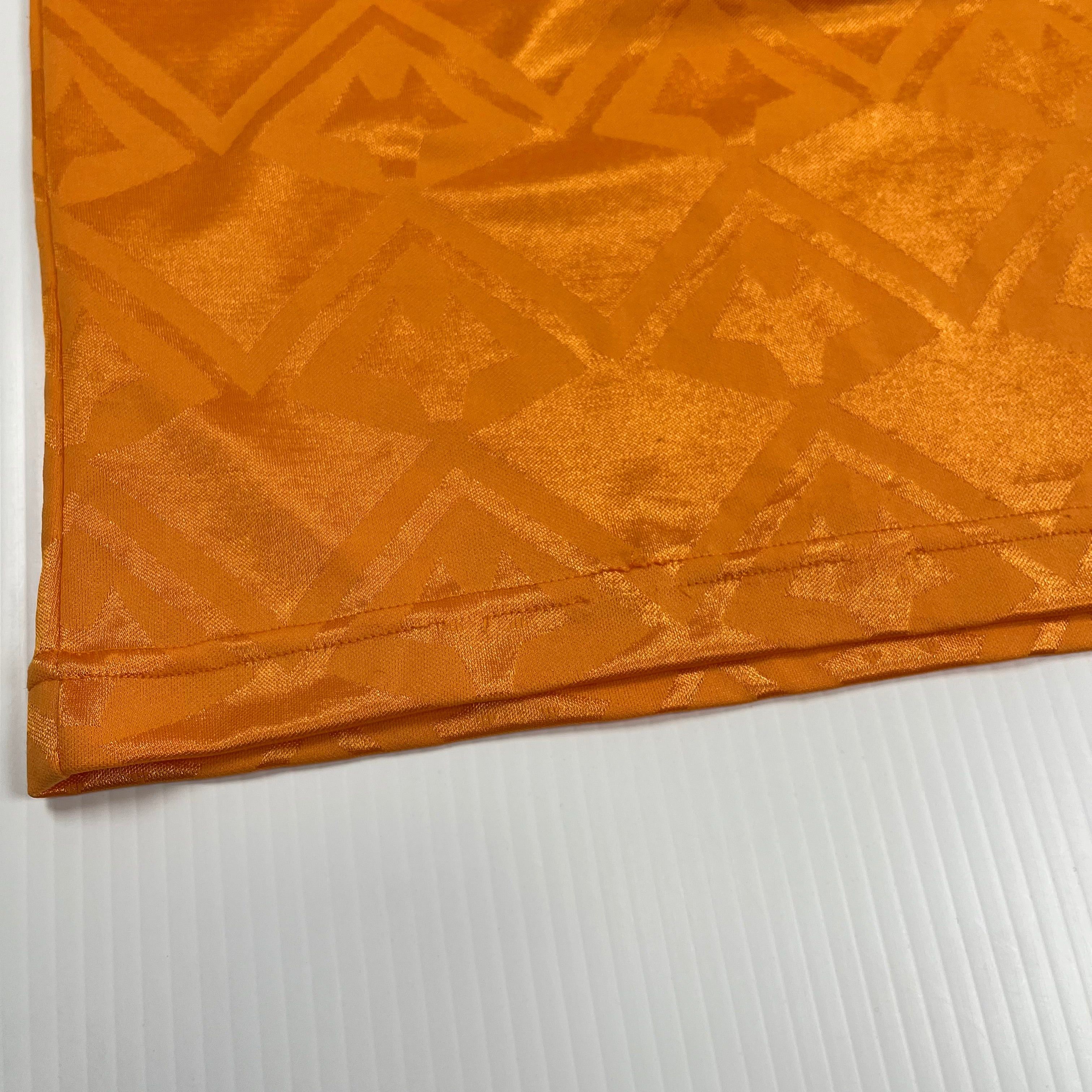 Vintage 1991-92 Wolverhampton Wanderers Home Kit L Size US L / EU 52-54 / 3 - 7 Thumbnail