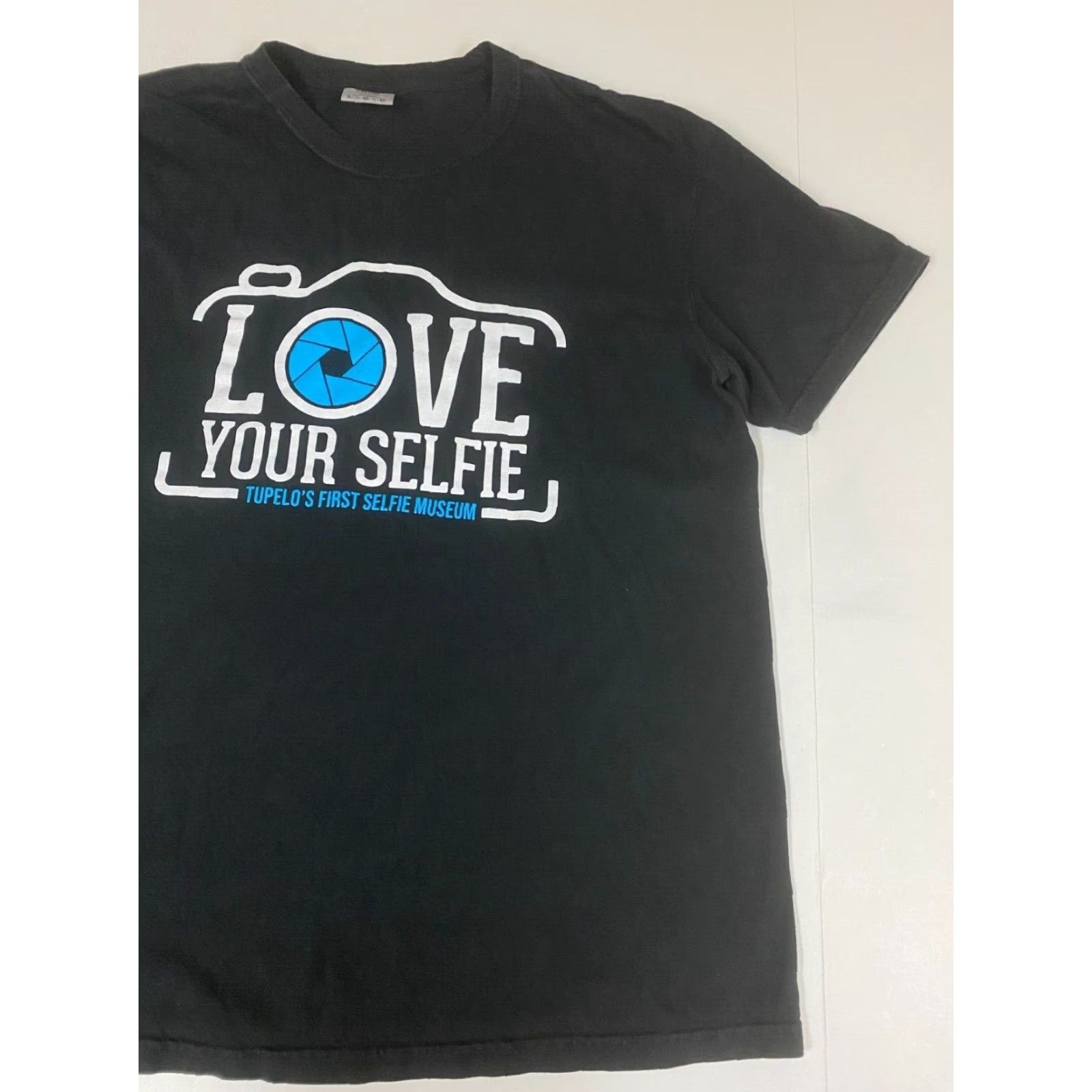 Comfort Colors Comfort Colors Mens Shirt Large Black Love Your Selfie Short Sleeve Crew Neck T-Shirt Logo Beach California Classic - Mens Size US L / EU 52-54 / 3 - 2 Thumbnail