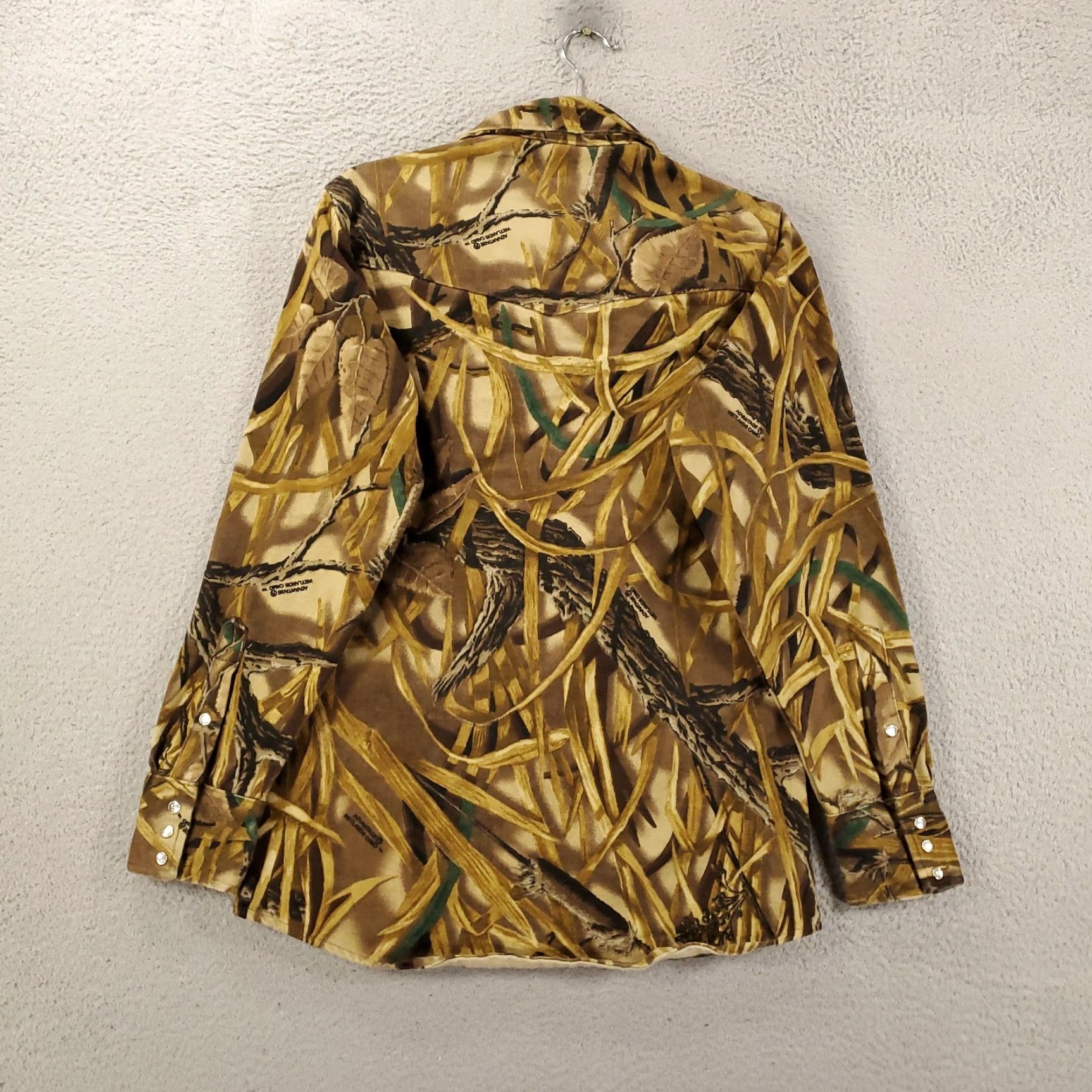 Vintage VINTAGE Camco Advantage Wetlands Camo Shirt Mens Small Heavyweight Pearl Snap Duck Hunting Size US S / EU 44-46 / 1 - 7 Thumbnail
