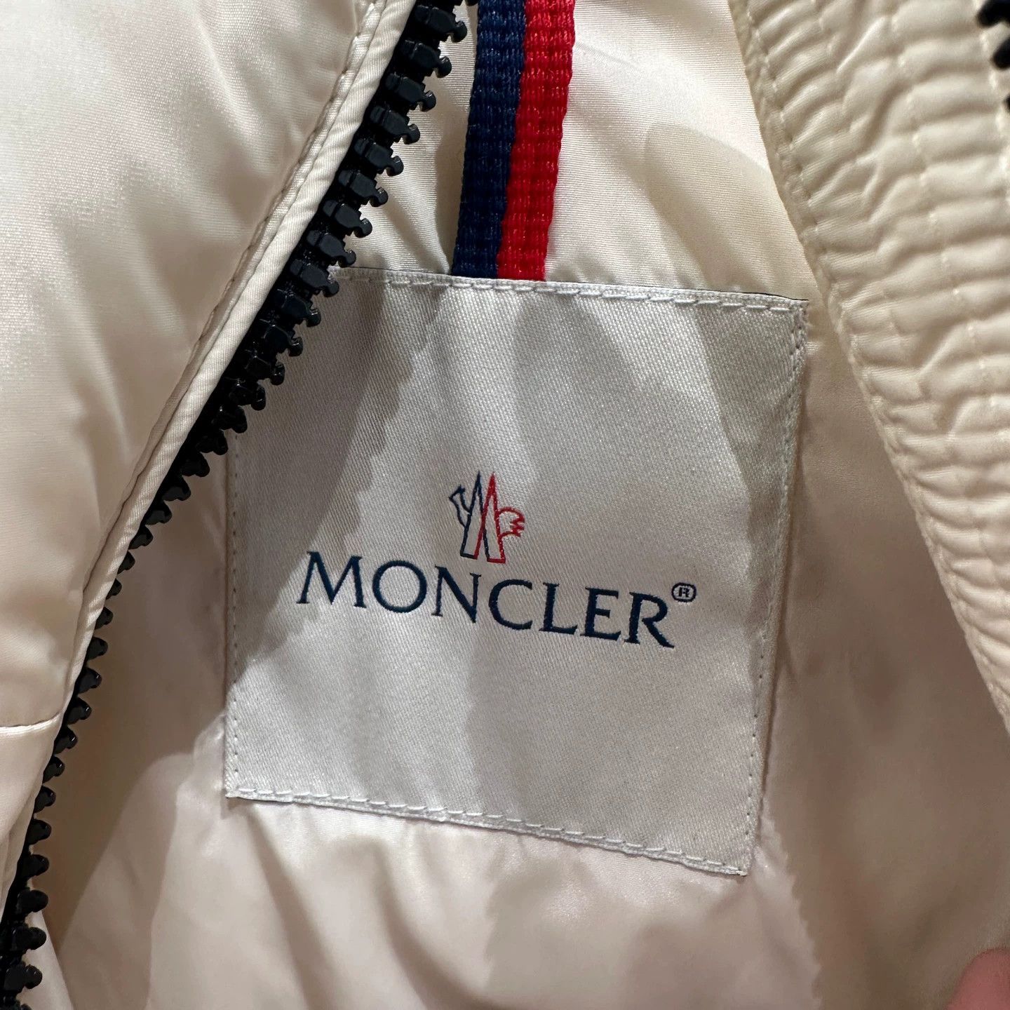 Moncler Moncler feb465 fur collar belt logo down coat 1 Size S / US 4 / IT 40 - 3 Thumbnail
