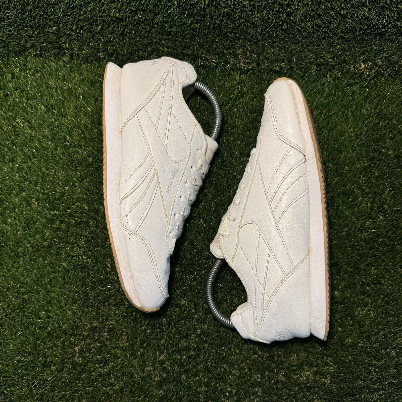 Reebok Size 6.5W/5 - Reebok Classic Harmon White Gum Leather Shoe Size US 6.5 / IT 36.5 - 3 Thumbnail