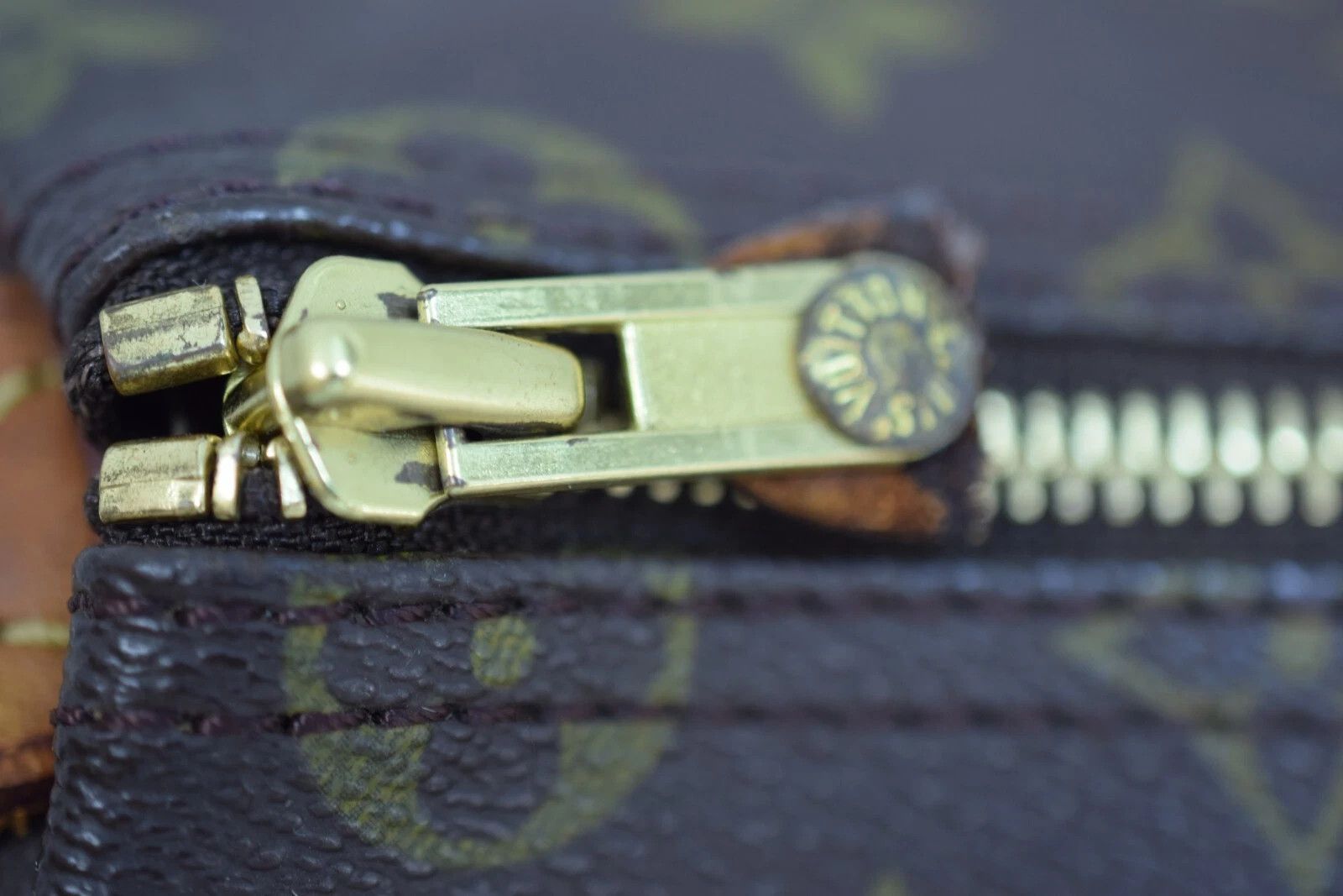 Louis Vuitton Auth Louis Vuitton Speedy 35 Handbag Monogram Canvas M41524 Size ONE SIZE - 9 Thumbnail