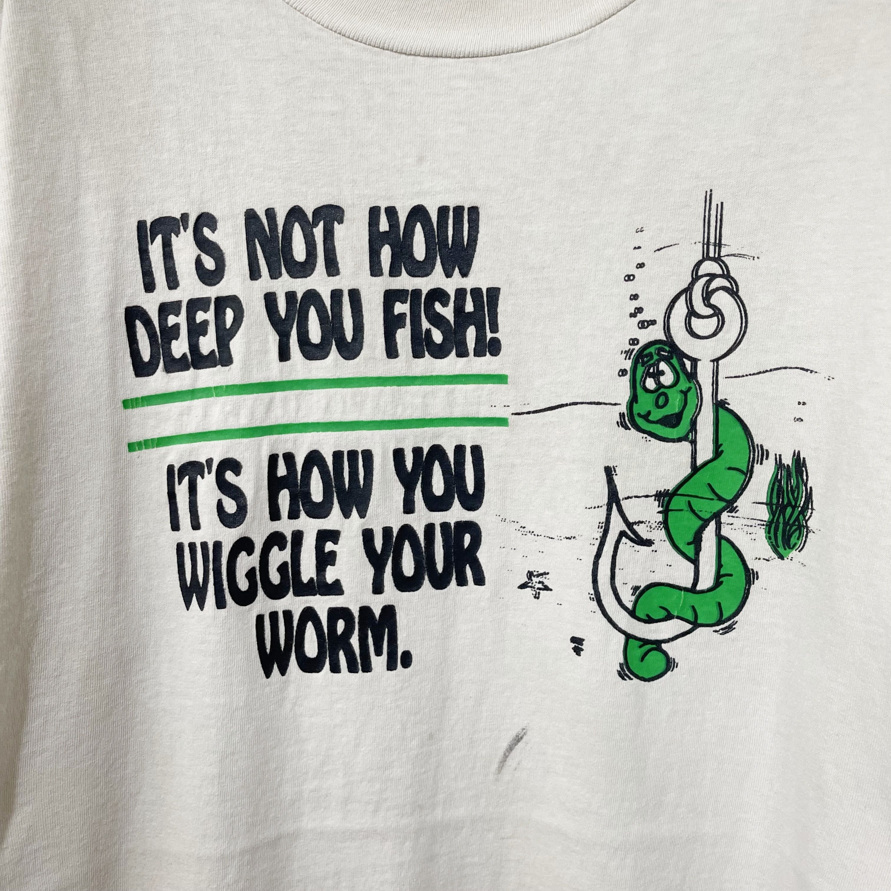 Vintage Vintage 90s “It’s How You Wiggle Your Worm” Fishing T-Shirt Size US L / EU 52-54 / 3 - 2 Thumbnail