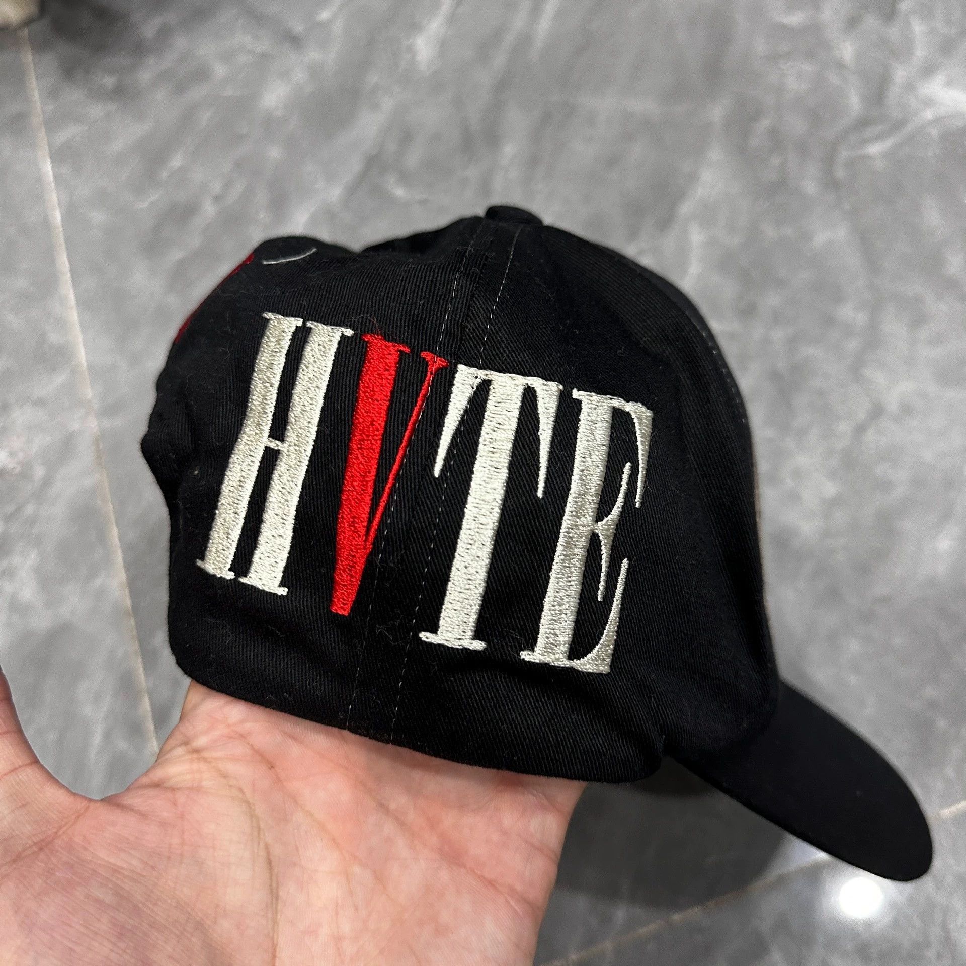 Saint Michael Saint Michael Embroidered black and red cap with curved bri Size ONE SIZE - 3 Thumbnail