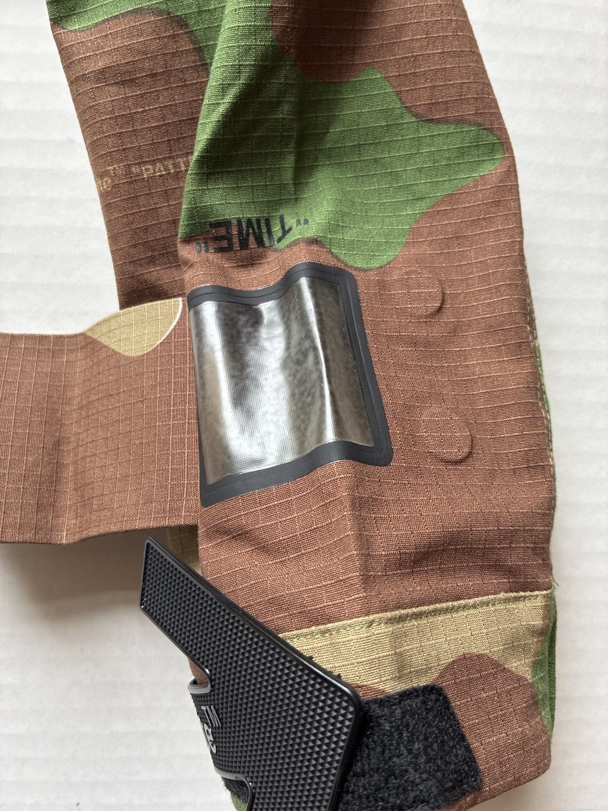 Nike × Off-White Nike x Off-White Women NRG Camo Jacket Sz M Size M / US 6-8 / IT 42-44 - 9 Thumbnail