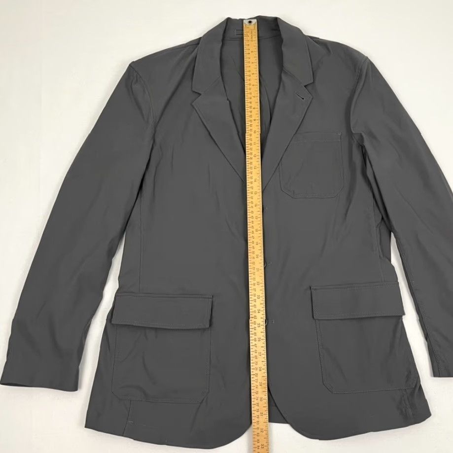 Eddie Bauer Eddie Bauer Travex Blazer Sport Coat Adult Mens 44 Gray Nylon Spandex Performance Jacket Blazer Regular Men? Size 44R - 3 Thumbnail