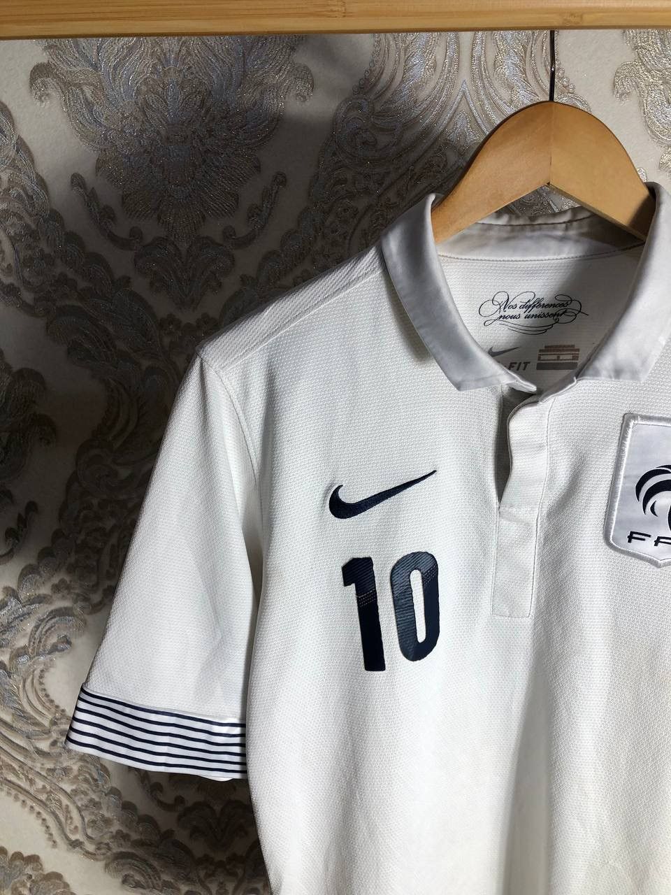 Nike VINTAGE NIKE FRANCE ZIDANE 10 RETRO SOCCER JERSEY Y2K 90s Size US S / EU 44-46 / 1 - 3 Thumbnail