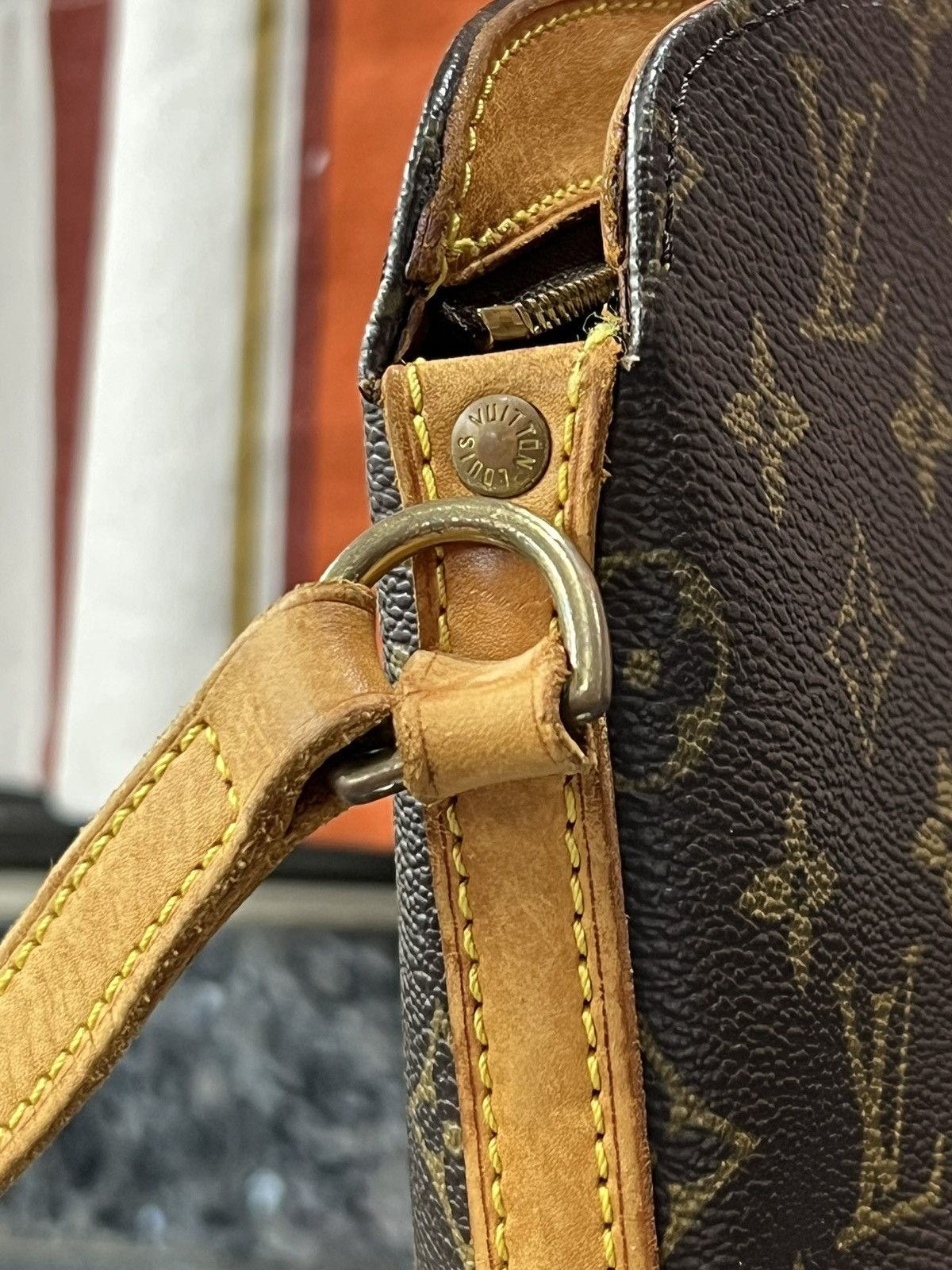 Louis Vuitton Louis Vuitton Drouot Size ONE SIZE - 7 Thumbnail