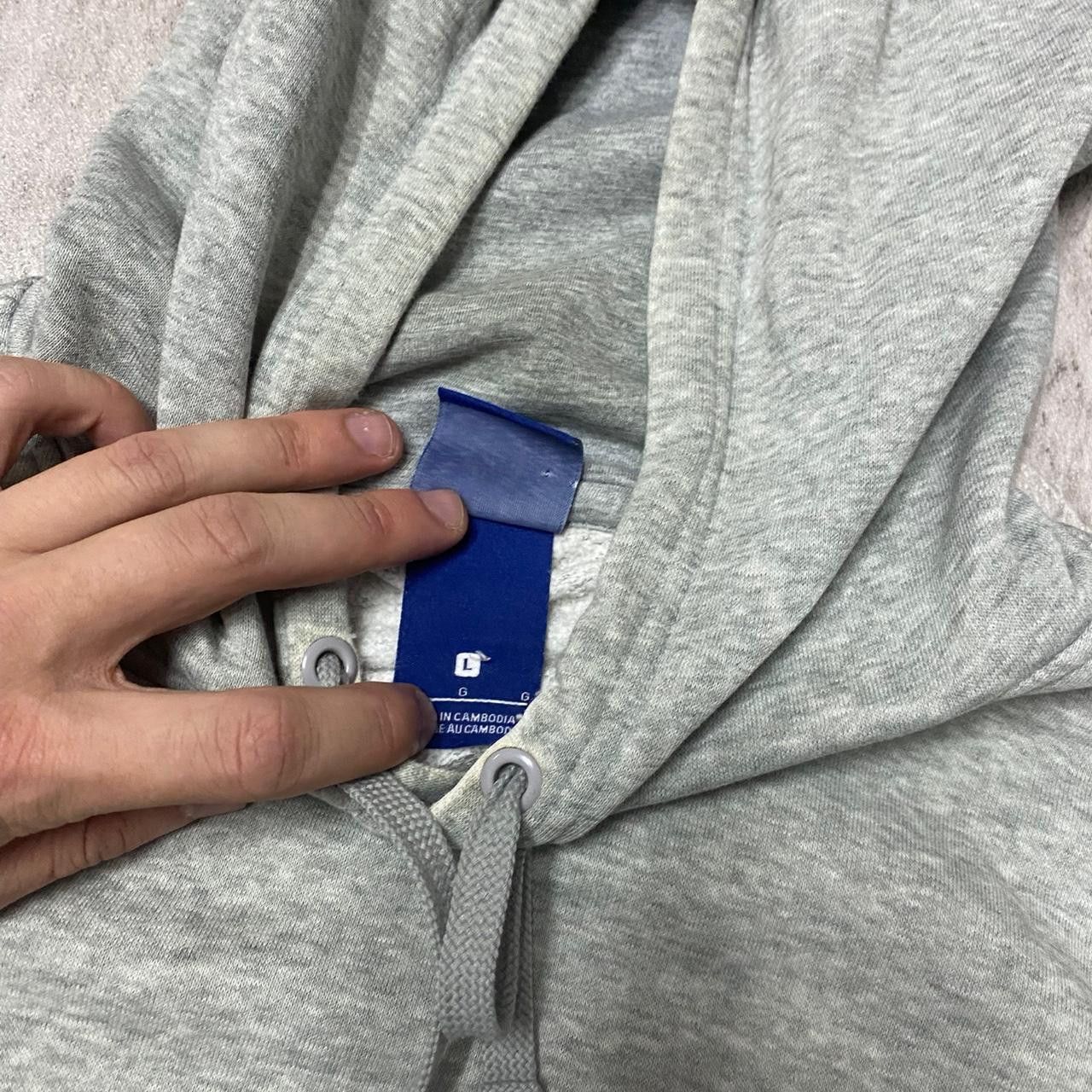 Nike Grey Nike hoodie with a distressed look Size US L / EU 52-54 / 3 - 3 Thumbnail