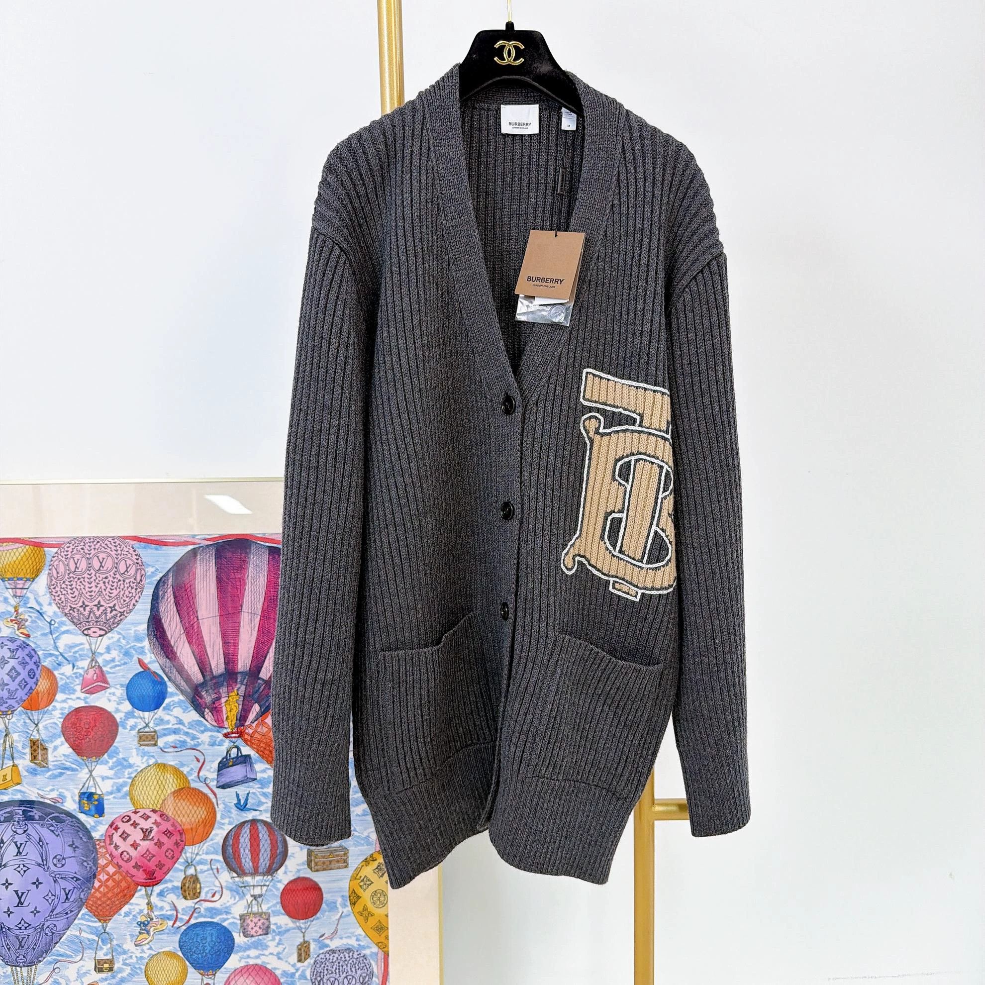 Burberry Burberry Gray Knit Cardigan M New With Tags Size M / US 6-8 / IT 42-44 - 1 Thumbnail